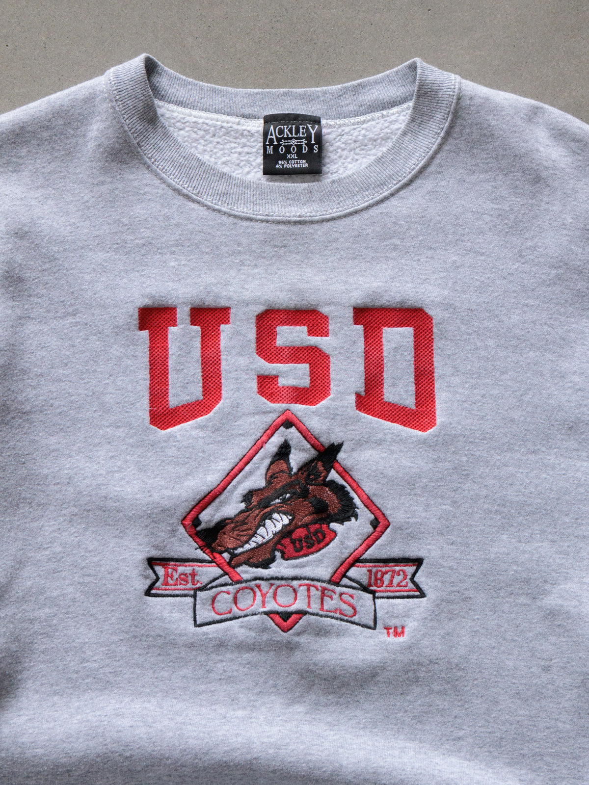 Vintage 90s Grey USD Coyotes Sweatshirt (2XL)