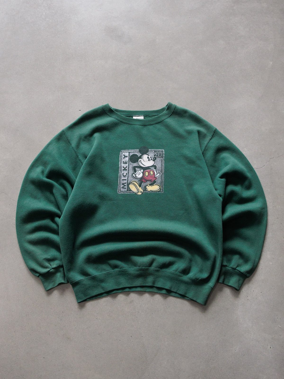 Vintage 90s Green Disney Mickey Mouse '28 Sweatshirt (M)
