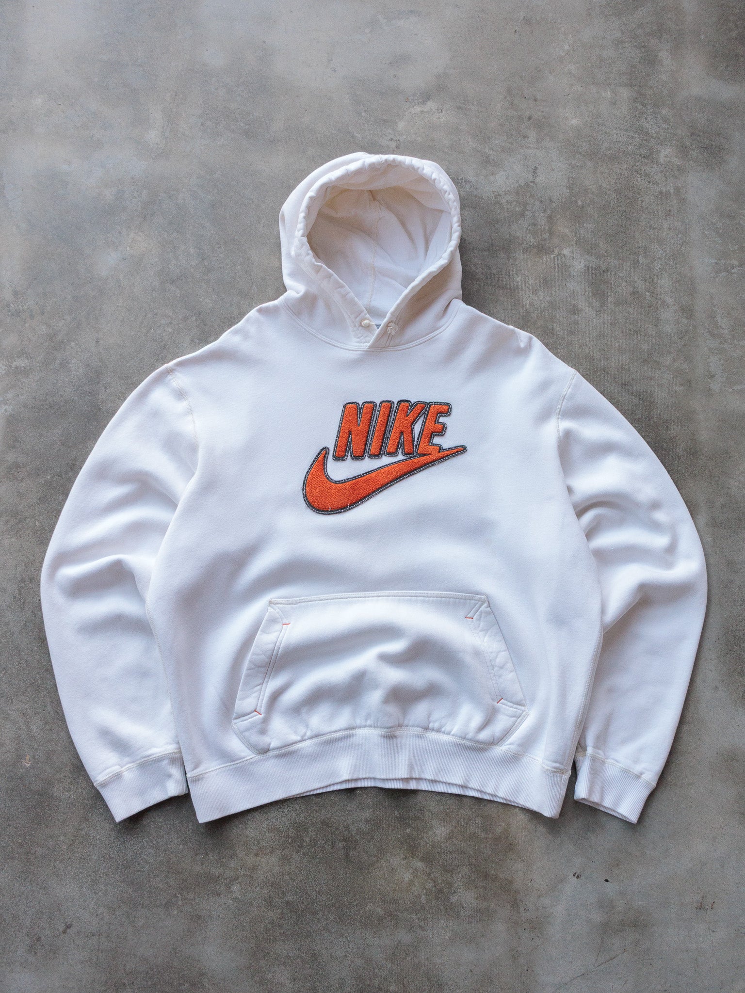 Vintage White Nike Hoodie (XL)