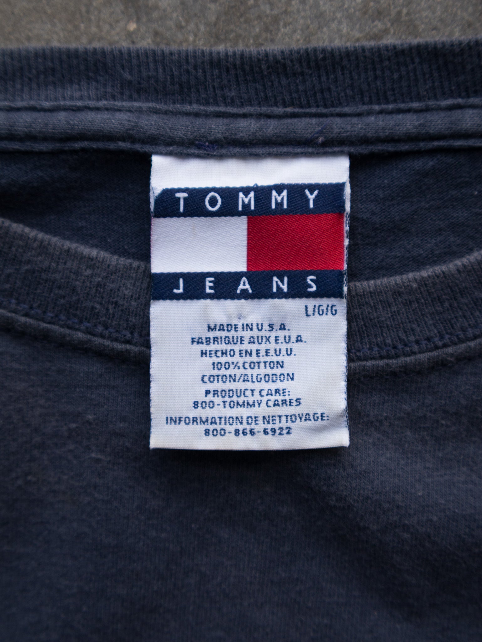 Vintage 90s Navy Tommy Jeans Logo Tee (L)