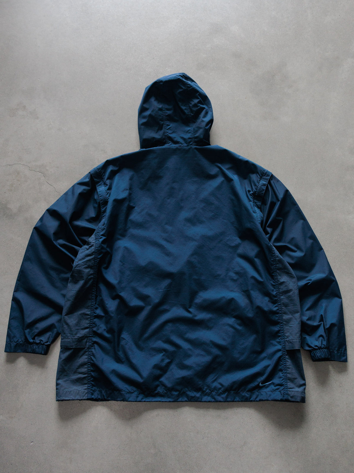 Vintage Navy Nike Windbreaker (XL)