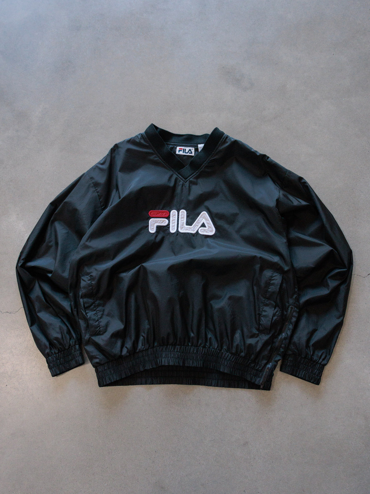 Vintage 90s Black Fila Windbreaker (L)