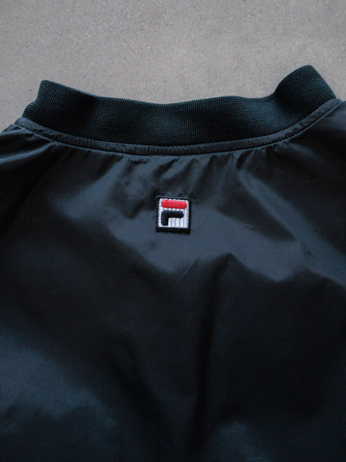 Vintage 90s Black Fila Windbreaker (L)
