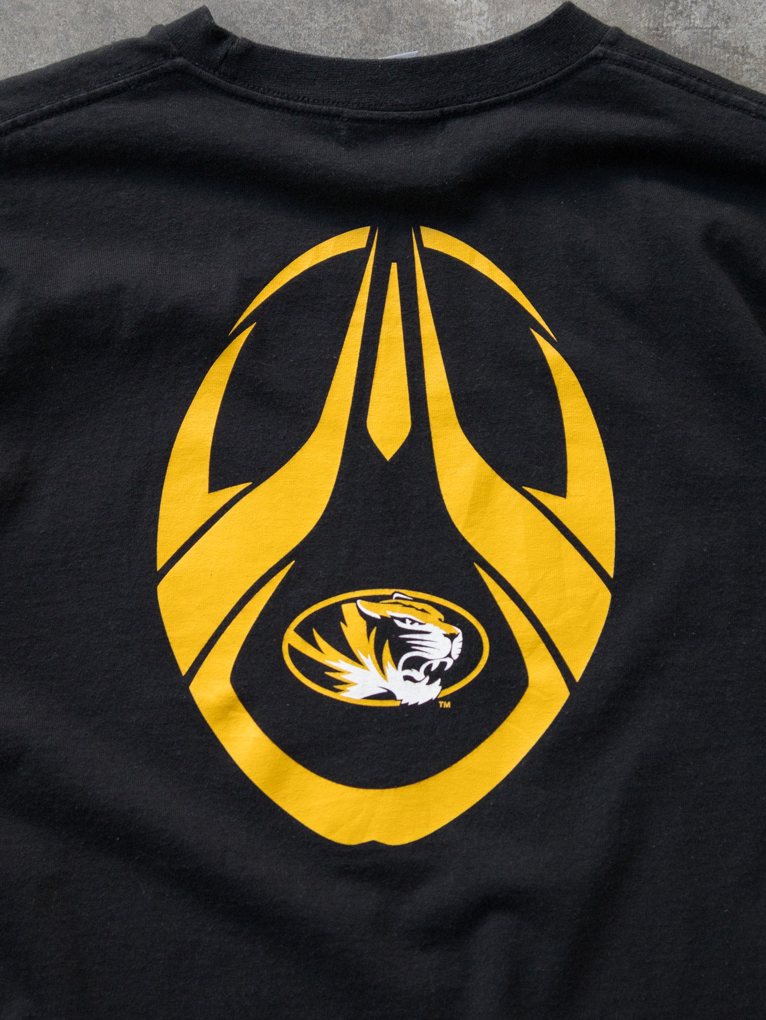 Vintage 00s Nike Missouri Tigers Tee (L)