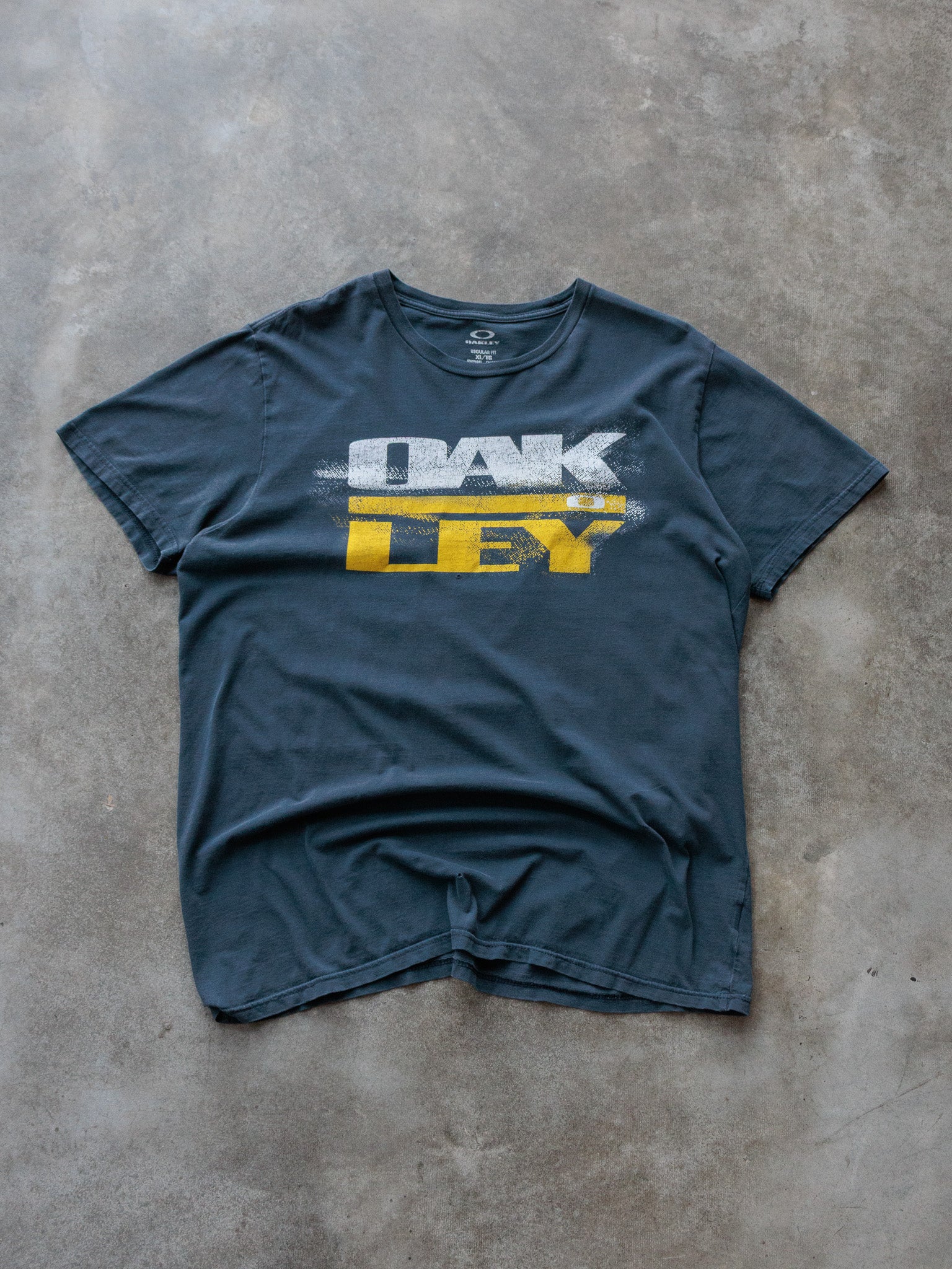 Vintage Navy Oakley Tee (XL)