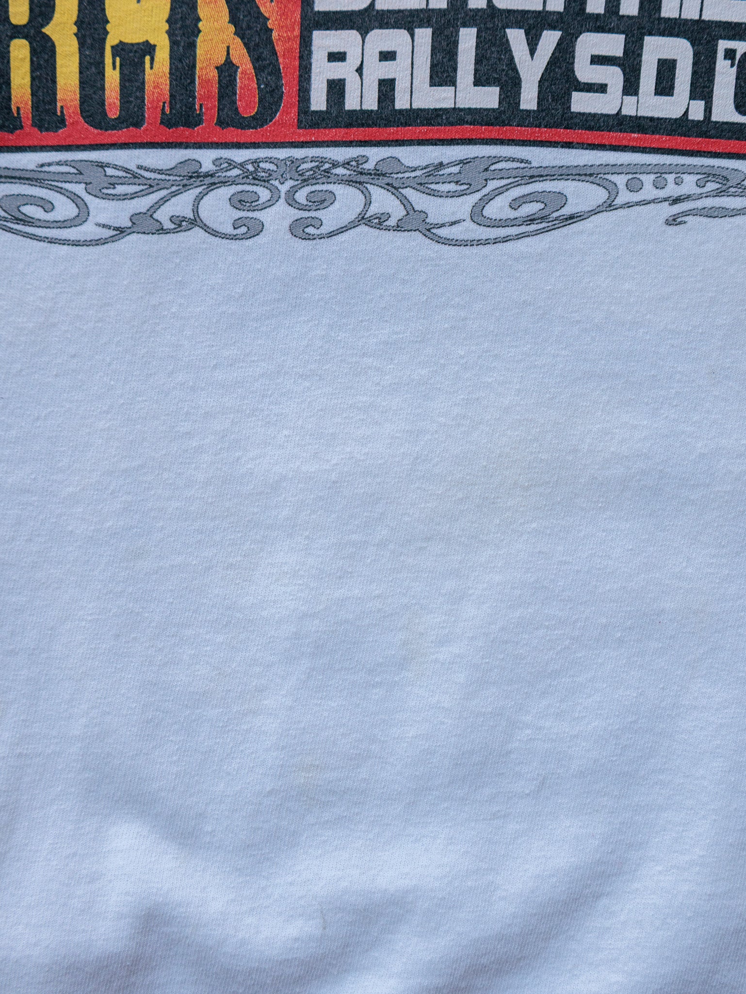 Vintage 2009 White Sturgis Black Hills Rally Long Sleeve Tee (-)