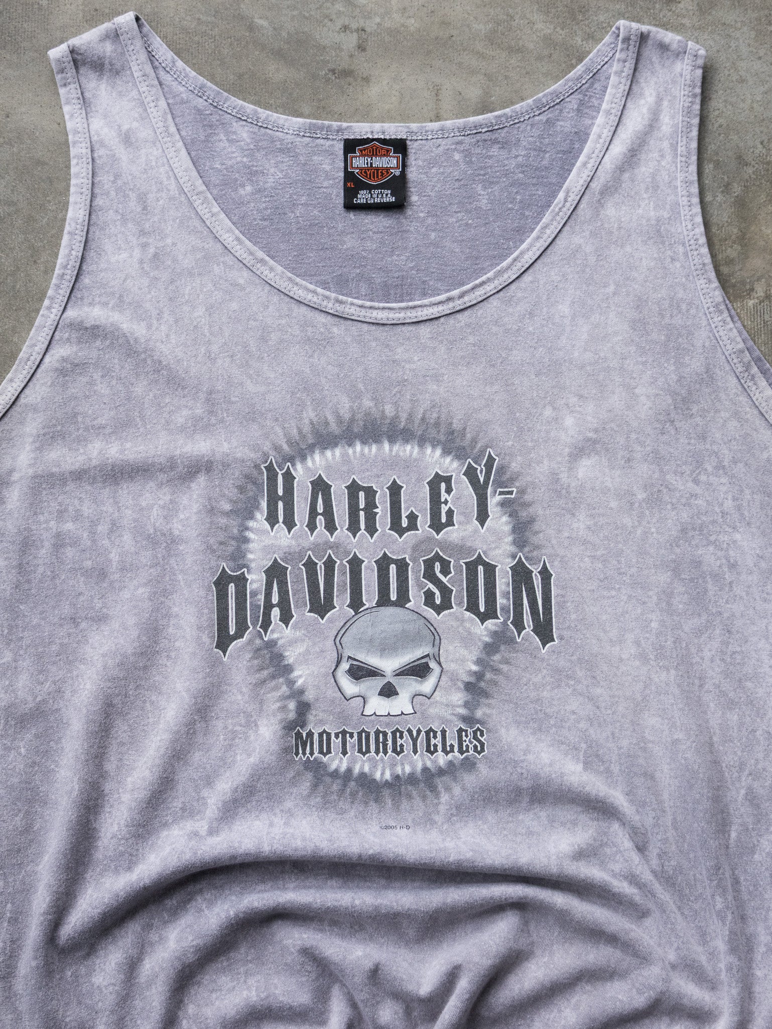 Vintage 2005 Grey Harley-Davidson Lake of the Ozarks Skull Tank (XL)