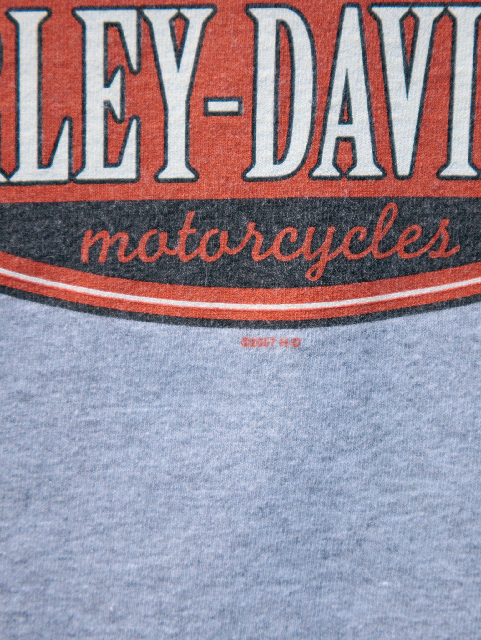 Vintage 2007 Grey Harley-Davidson Boston Massachusetts Long Sleeve (2XL)