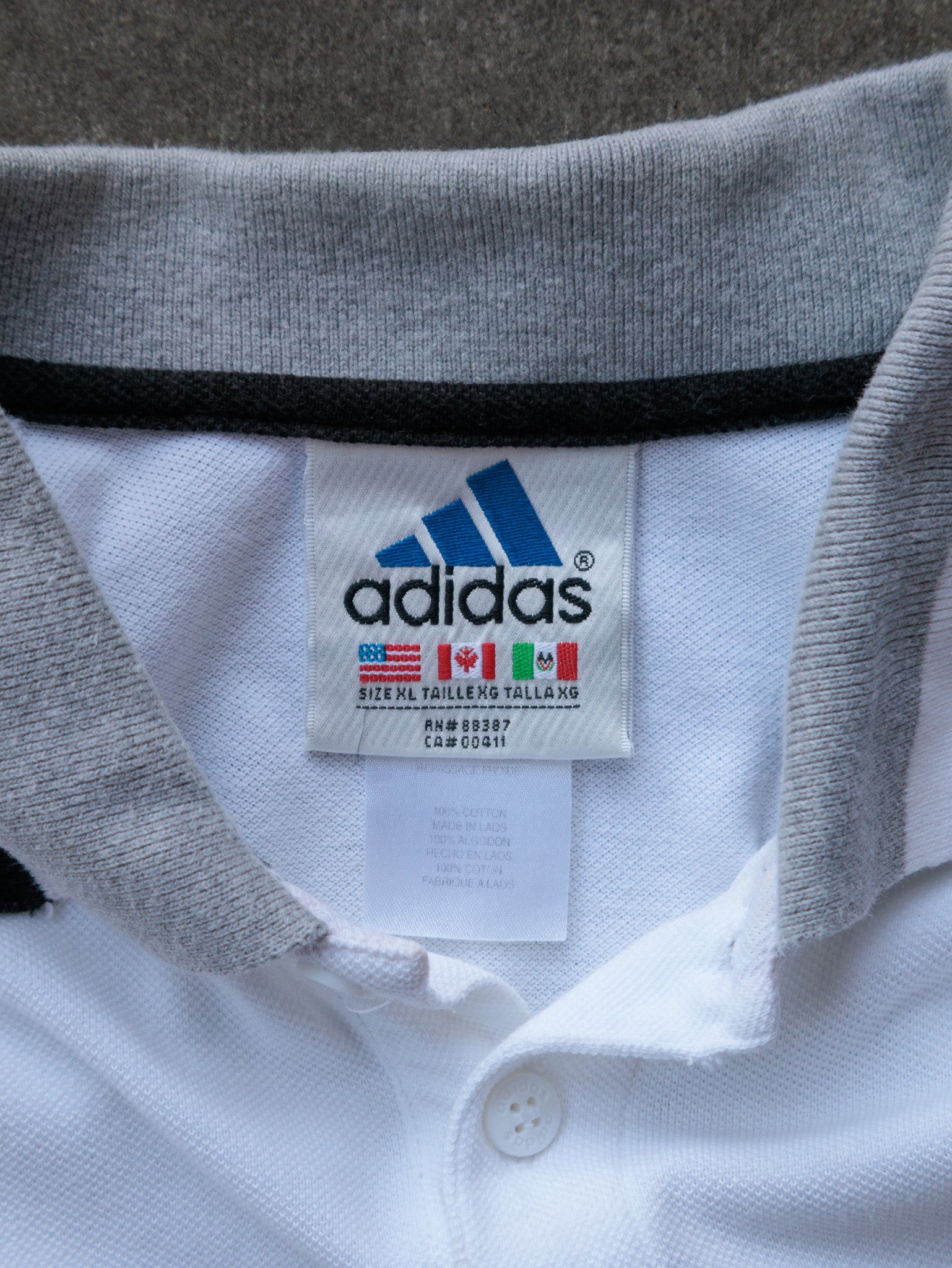 Vintage 90s White Adidas Tipped Collar Polo Shirt (XL)