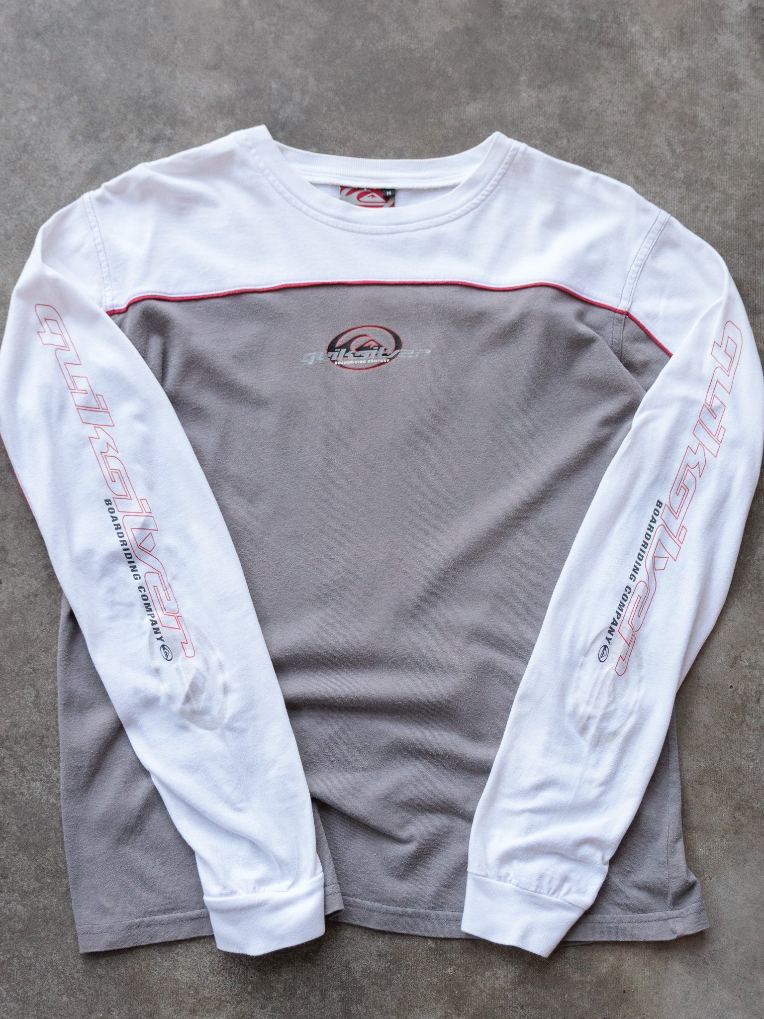 Vintage 00s Grey Quiksilver Long Sleeve Tee (M)
