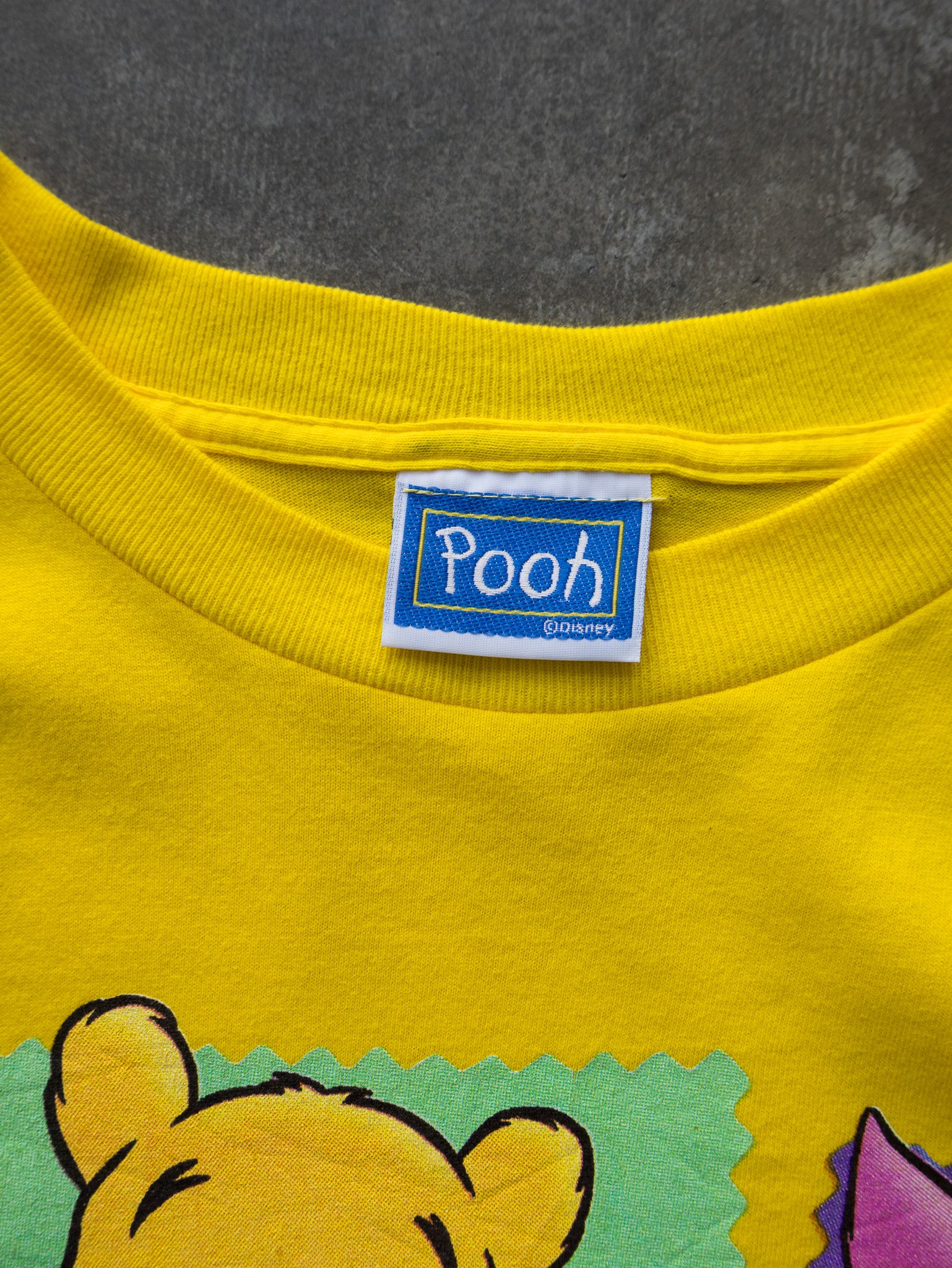 Vintage 00s Disney Pooh & Friends Best Buddies Tee (2XL)