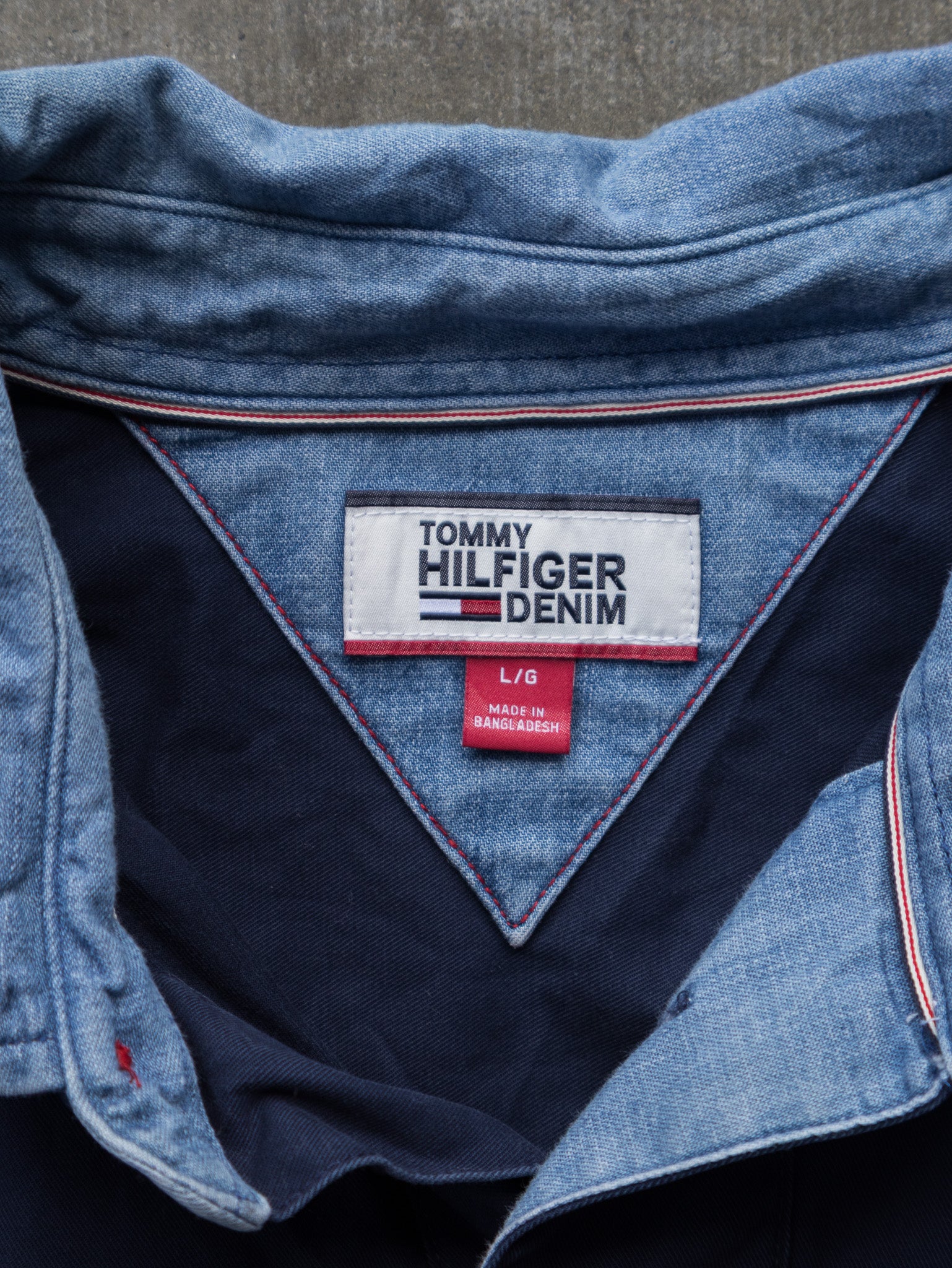 Vintage 00s Tommy Hilfiger Denim Spell Out Long Sleeve Polo (L)