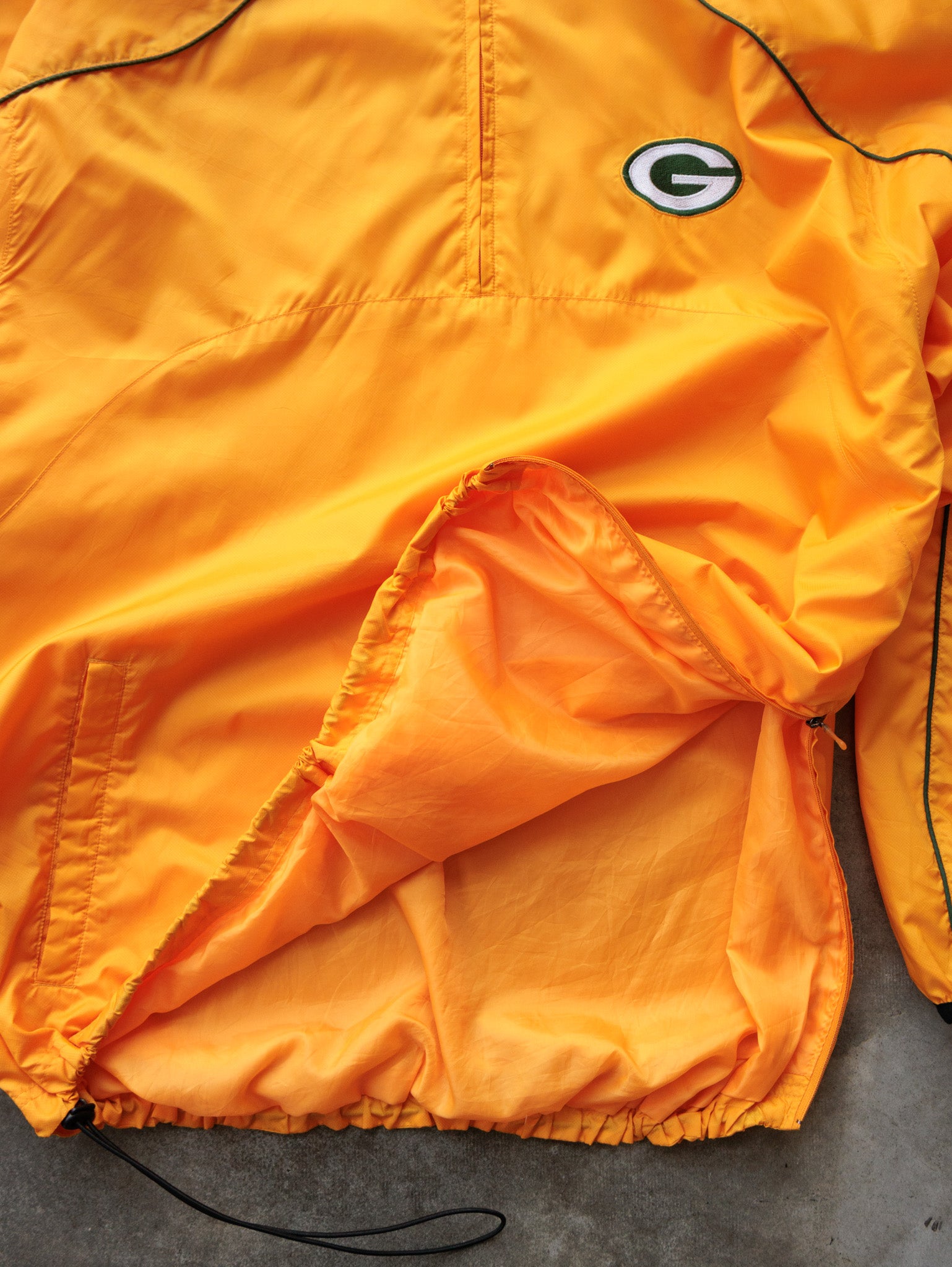 Vintage 00s Yellow Green Bay Packers Reebok Windbreaker (XL)