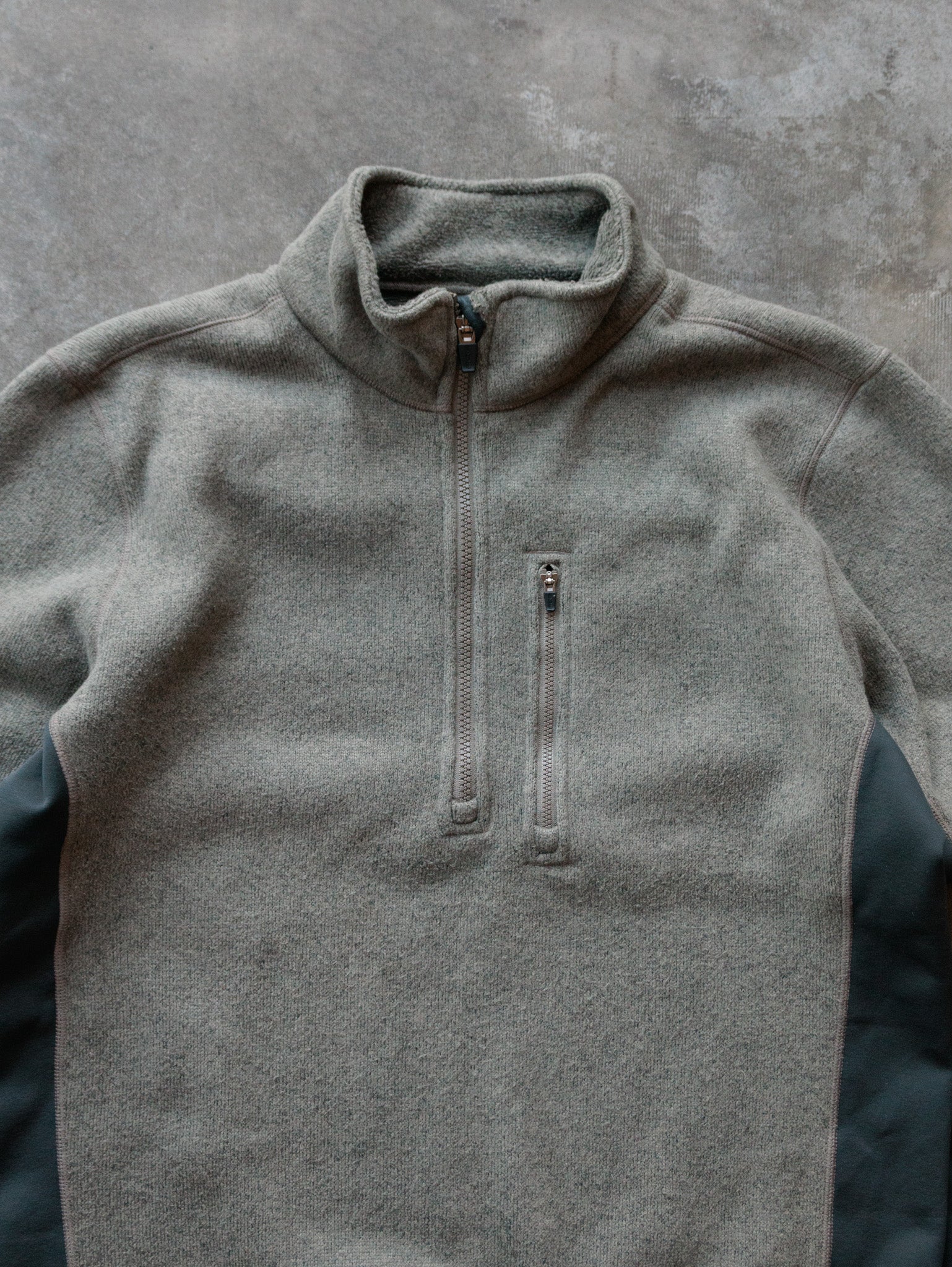 Vintage 00s Sage Green Nike ACG Fleece Jacket (M)
