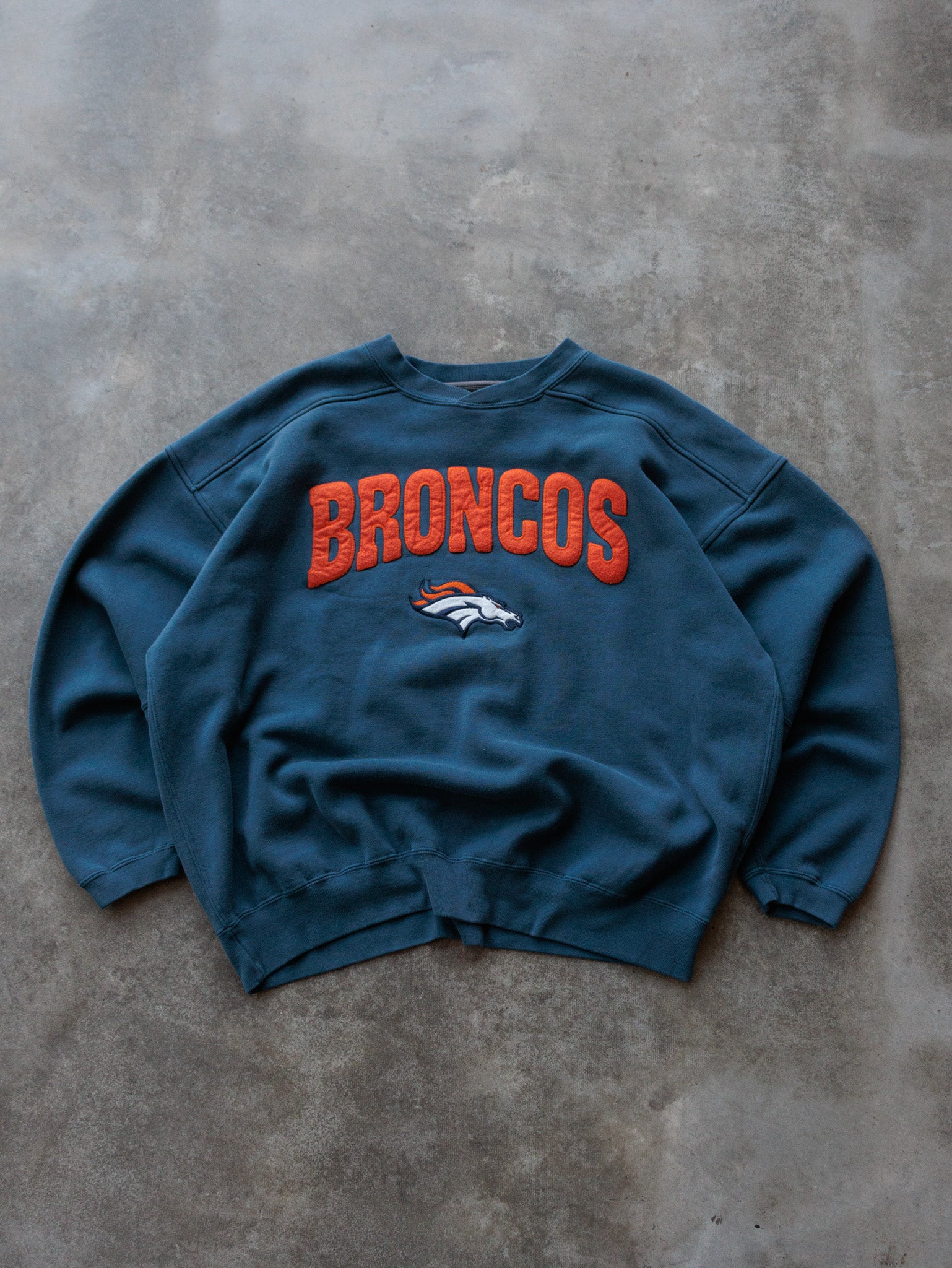 Vintage 90s Teal Puma Denver Broncos Sweatshirt (XL)