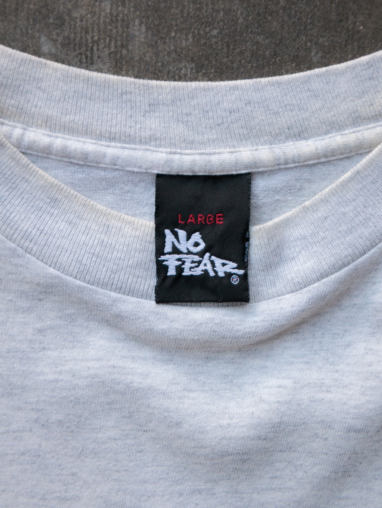 Vintage 90s Grey No Fear Commitment Slogan Tee (L)