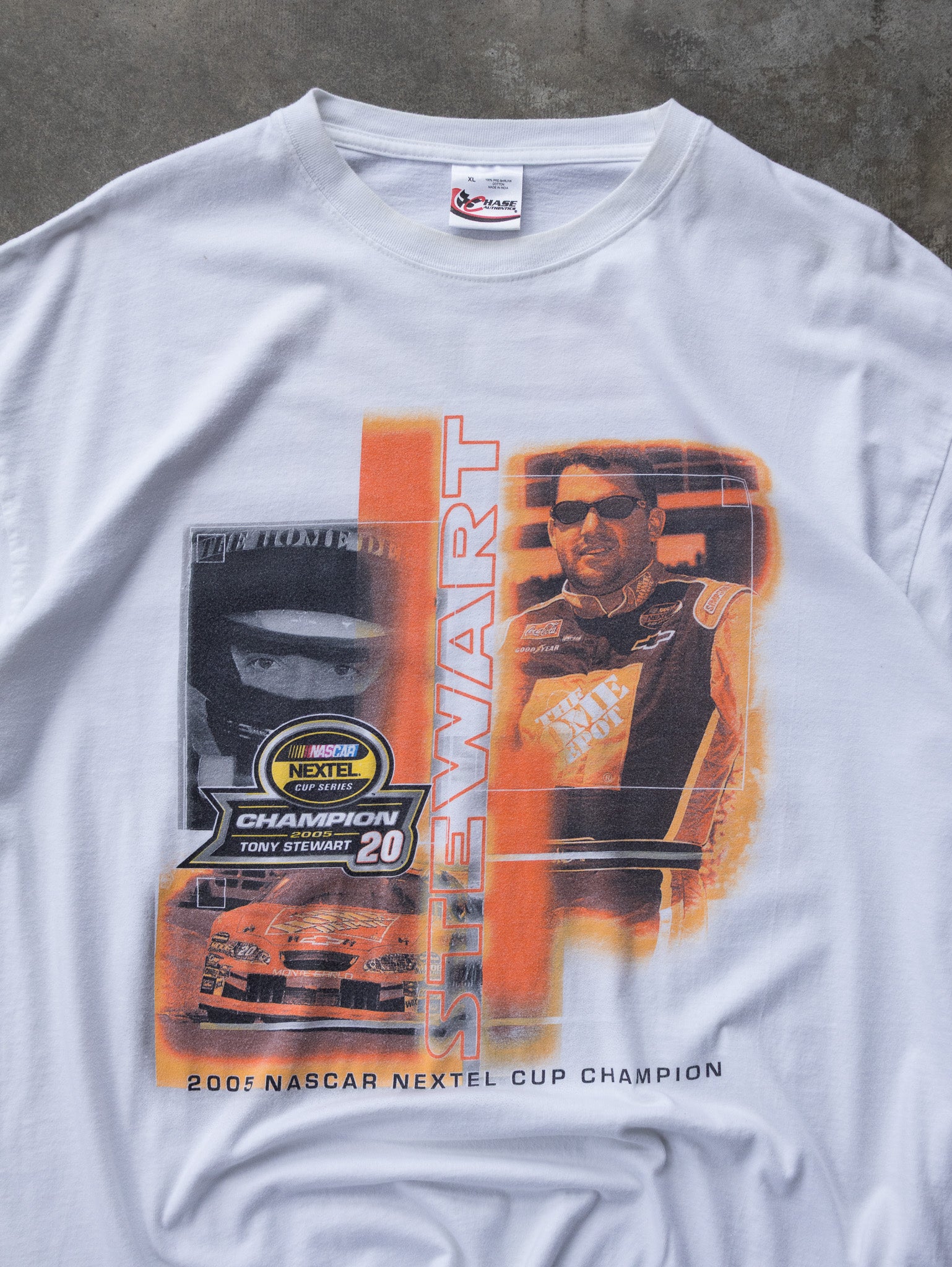 Vintage 2005 White NASCAR Tony Stewart Nextel Cup Champion Tee (XL)