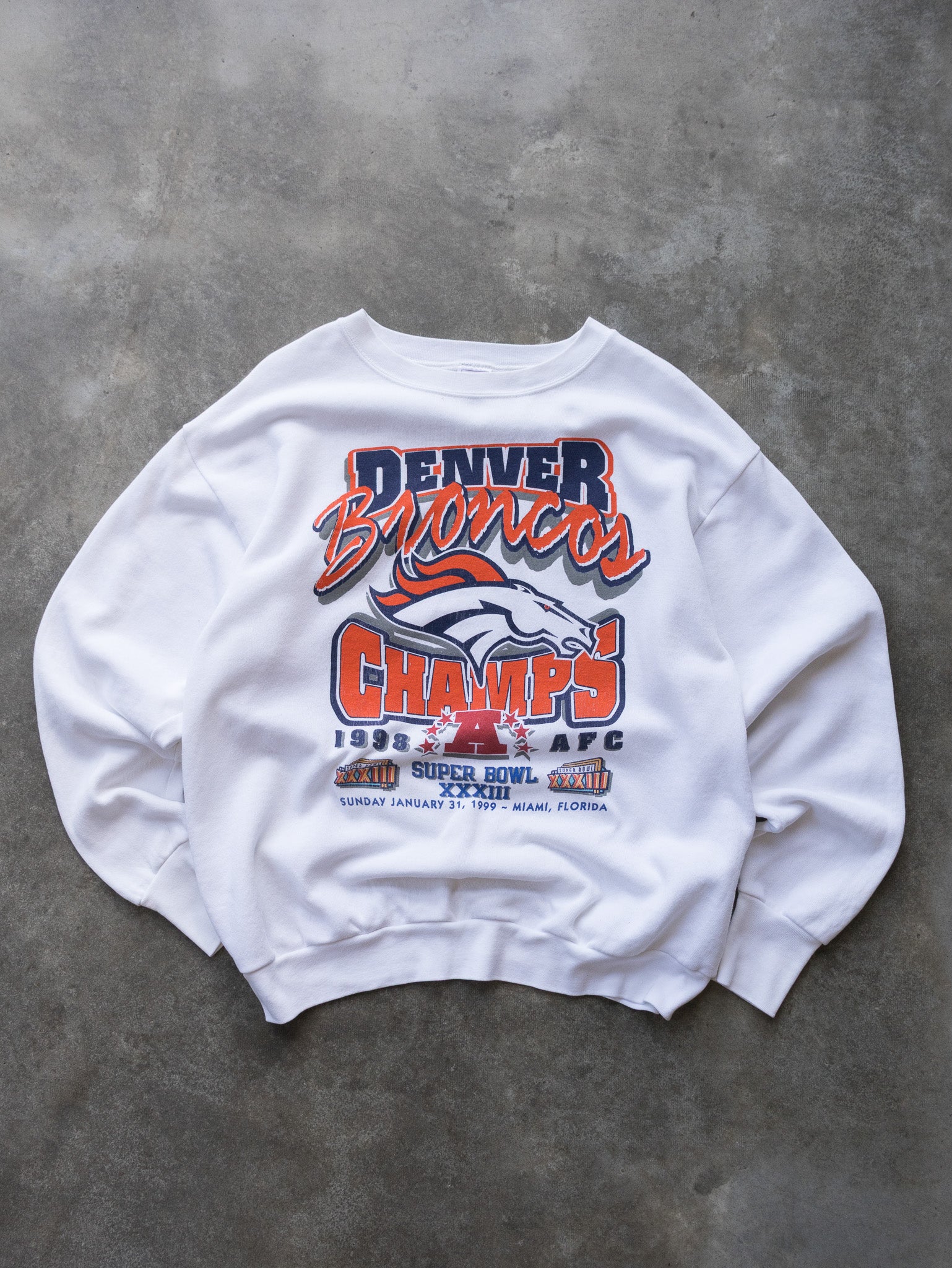 Vintage 1998 Denver Broncos Super Bowl Champs Sweatshirt (L)