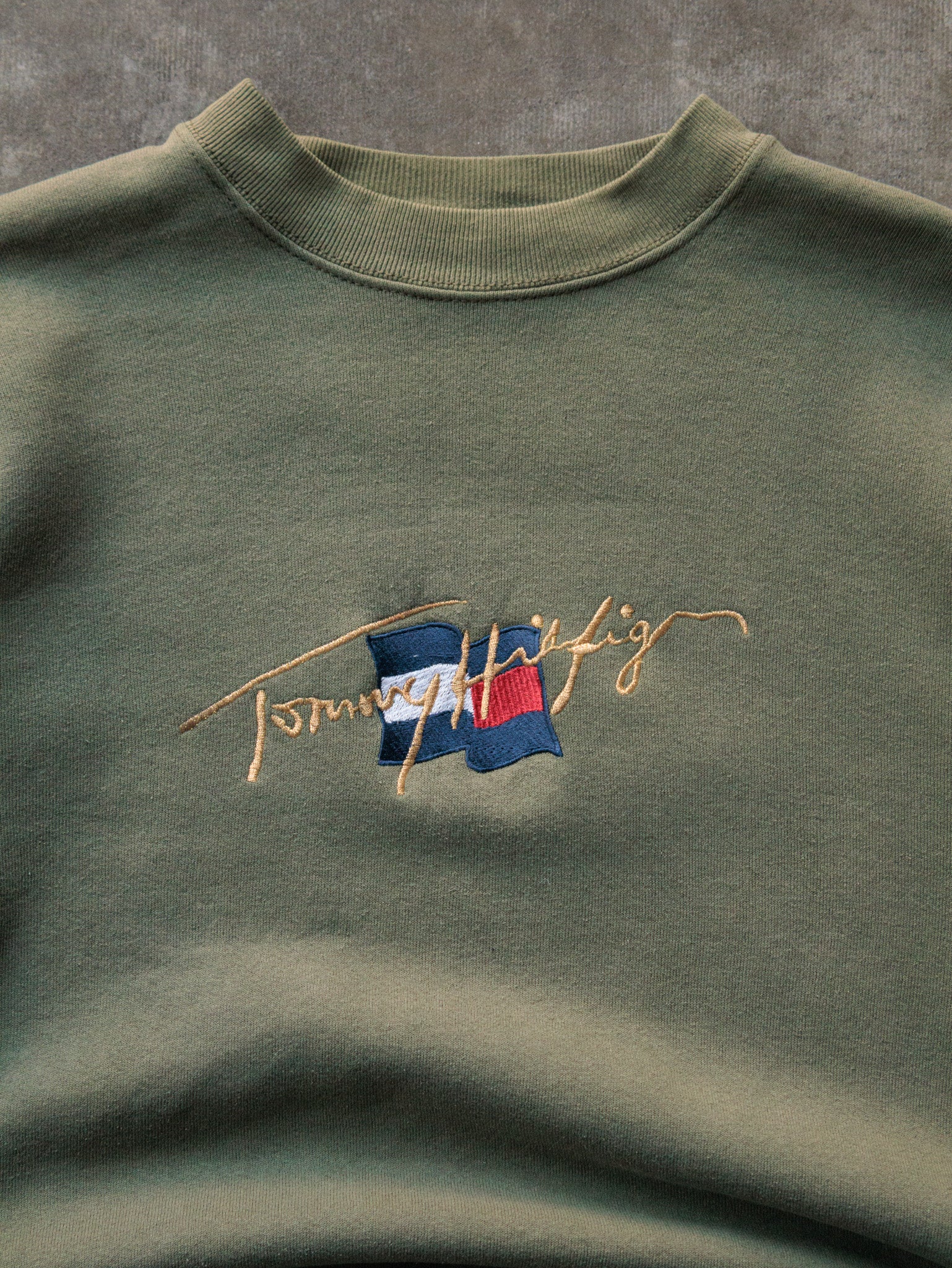 Vintage 90s Green Tommy Hilfiger Sweatshirt (L)