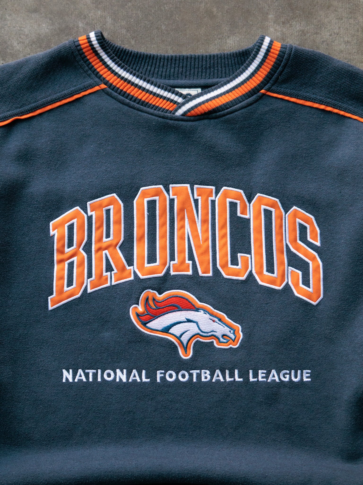 Vintage 00s Navy Denver Broncos Sweatshirt (XL)