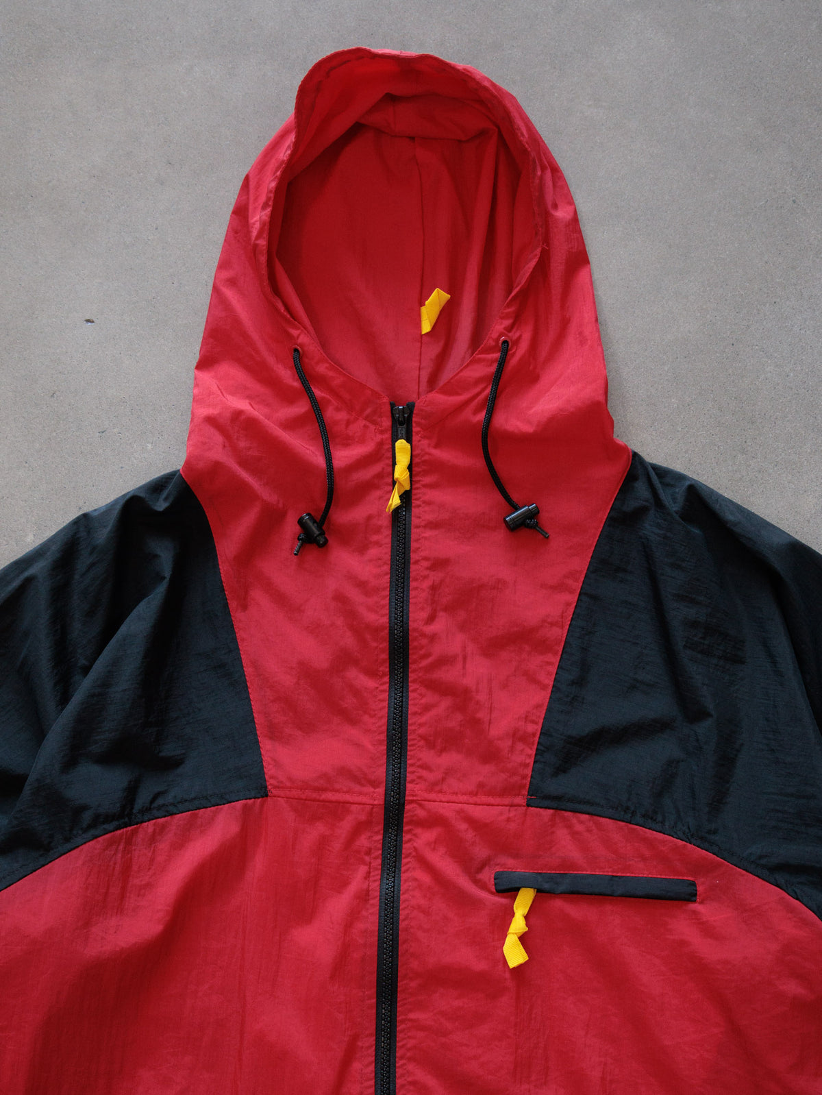 Vintage 90s Red Marlboro Adventure Team Colourblock Windbreaker (L)