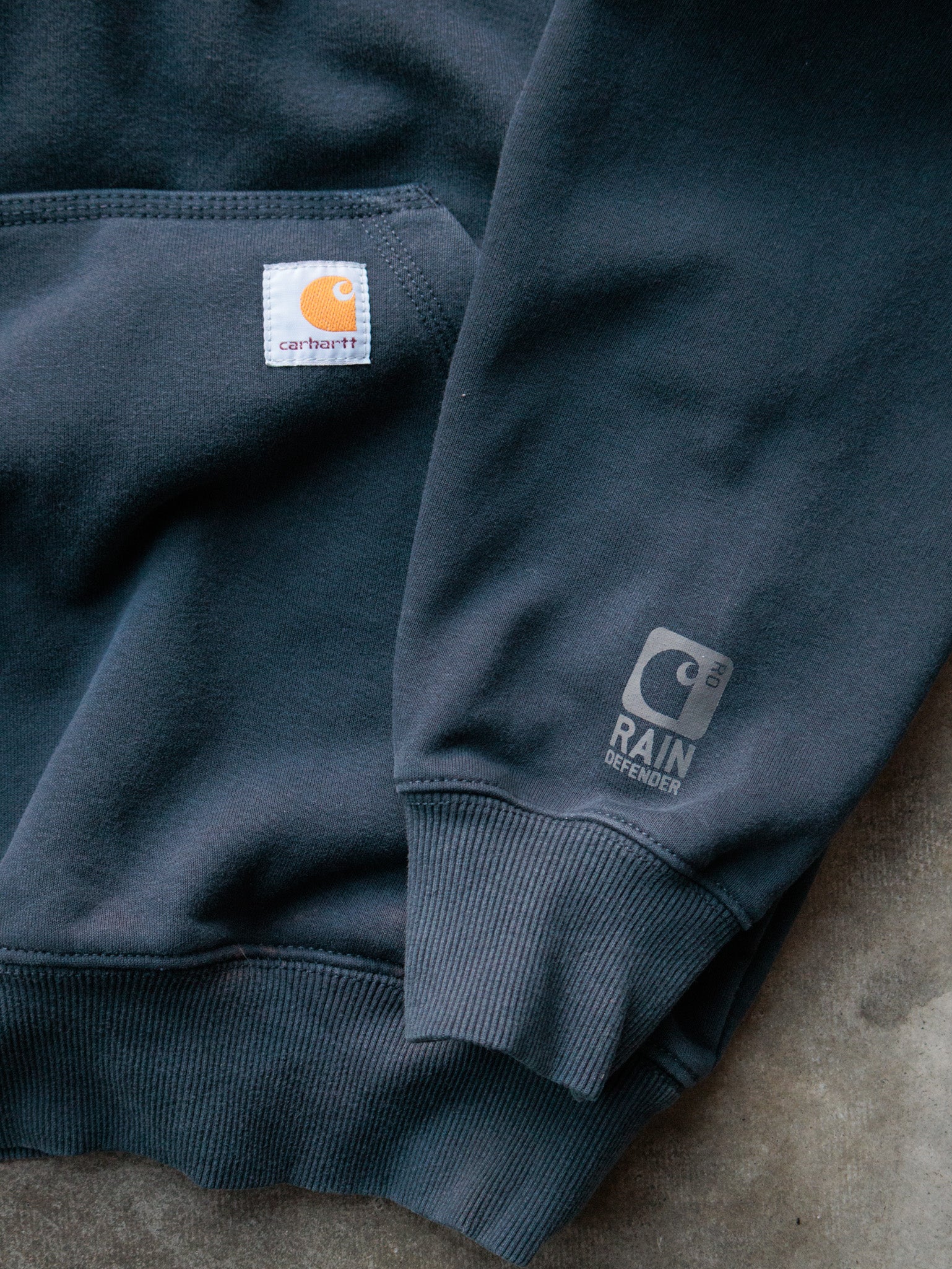 Vintage Navy Carhartt Rain Defender Hoodie (L)