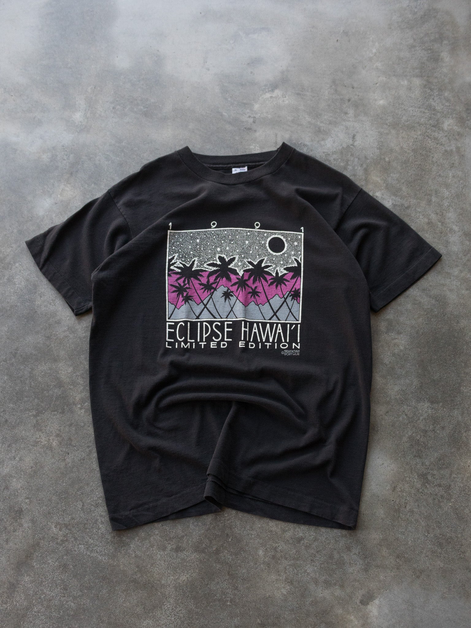 Vintage 1991 Solar Eclipse Hawai'i Tee (XL)