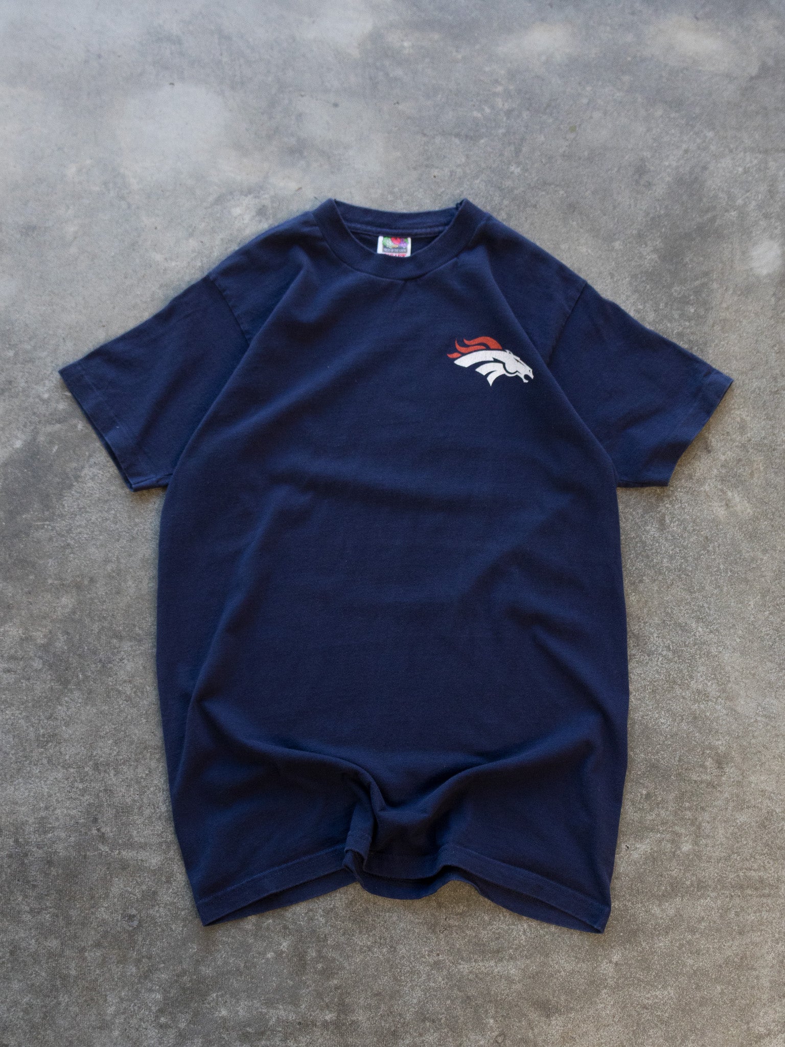 Vintage 1997 Denver Broncos Tee (M)