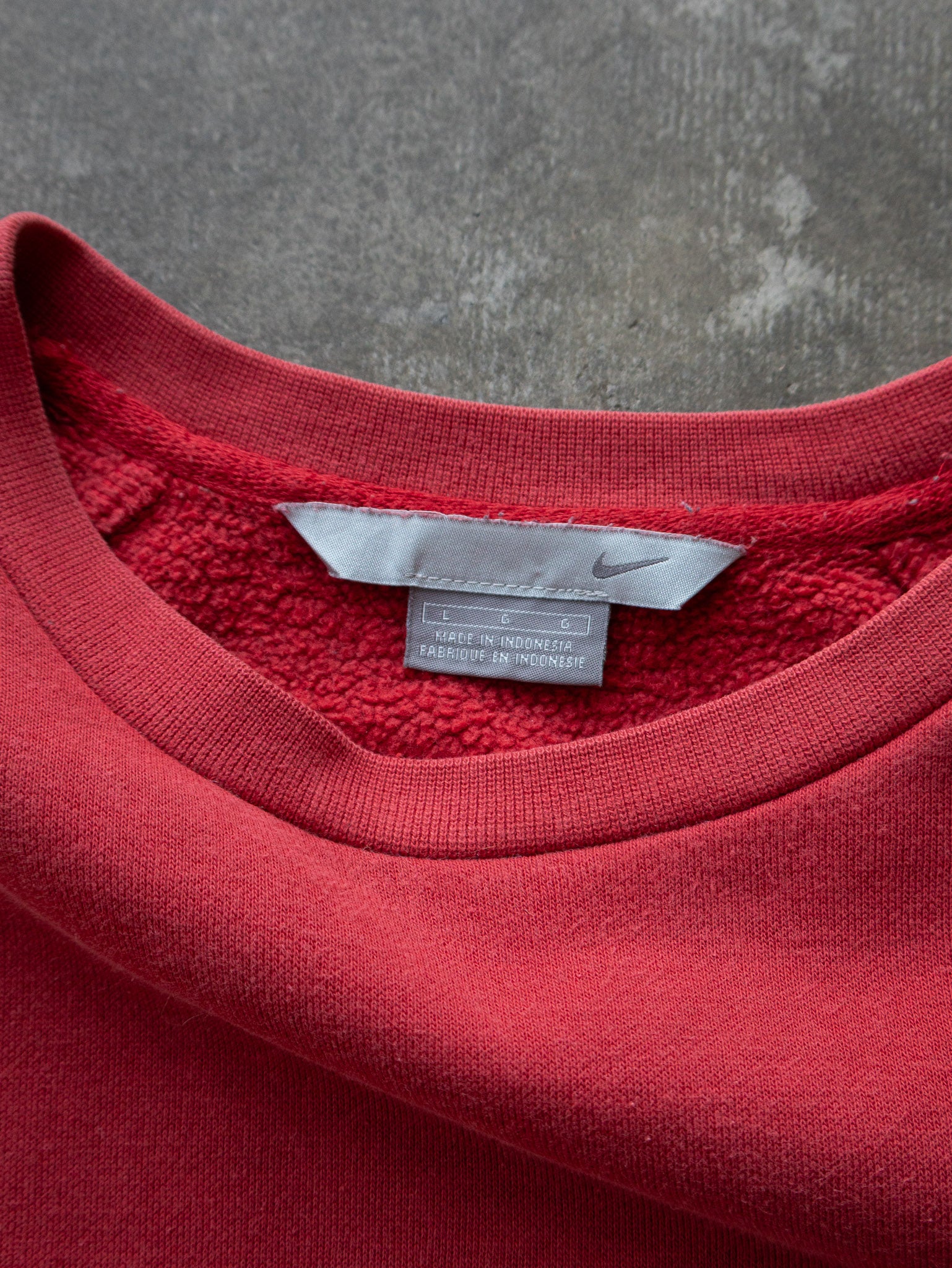 Vintage 00s Red Nike Sweatshirt (L)