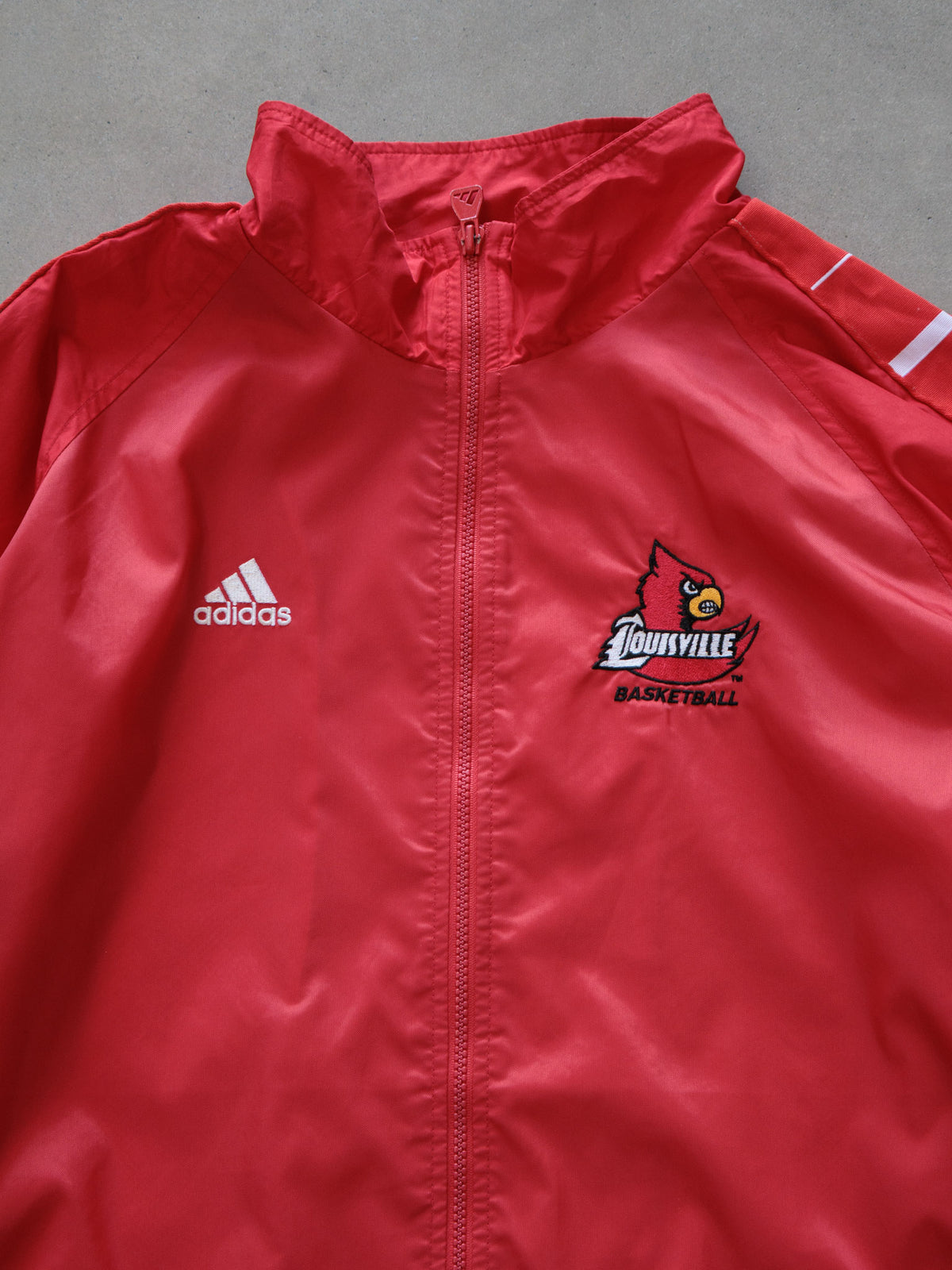 Vintage 00s Red adidas Louisville Cardinals Basketball Windbreaker (XL)