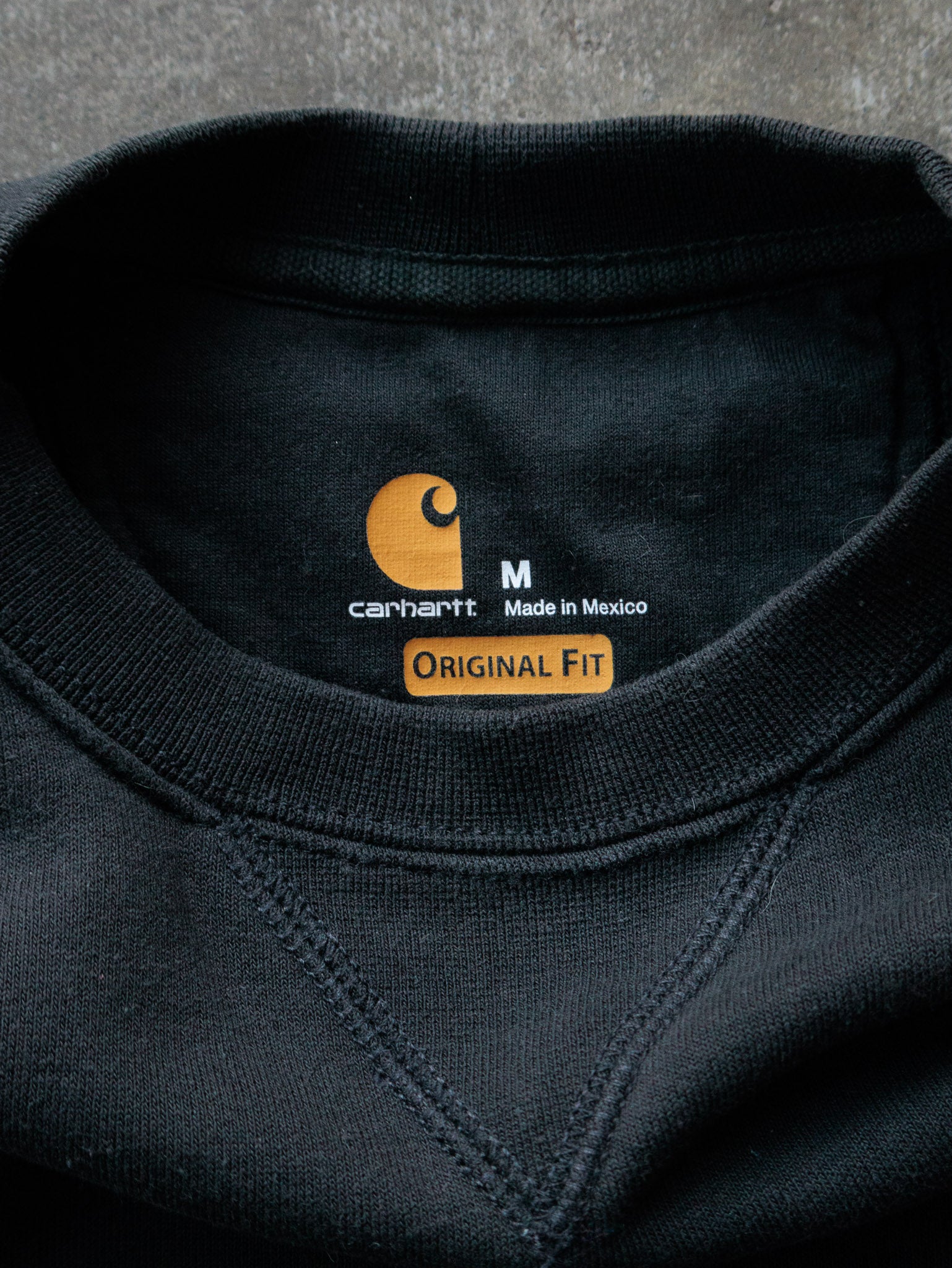 Vintage Black Carhartt Sweatshirt (M)