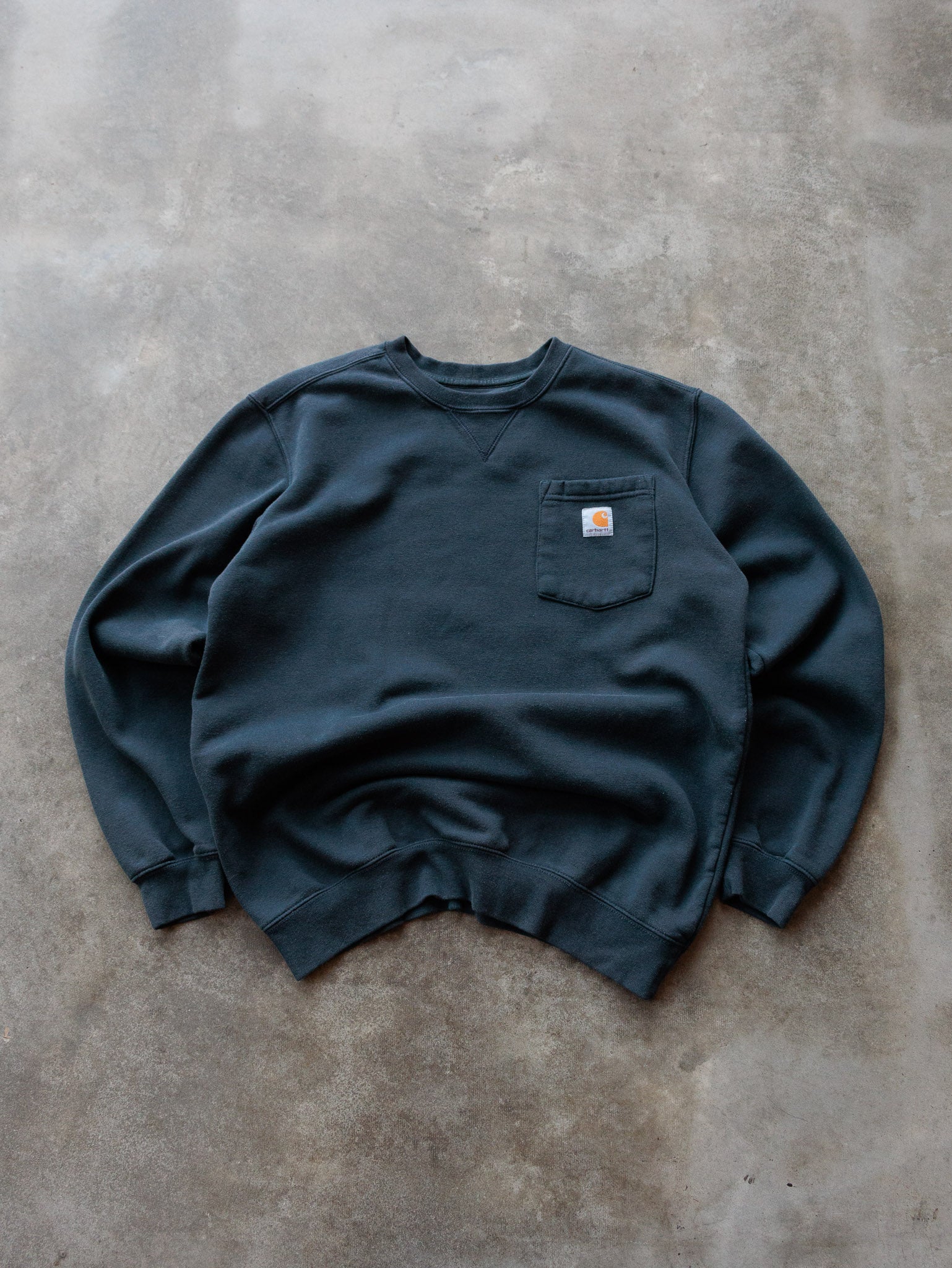 Vintage Green Carhartt Pocket Sweatshirt (M)