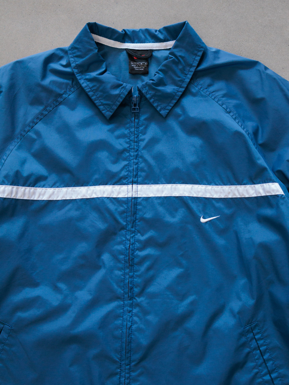 Vintage 00s Blue Nike Windbreaker (Women's L)