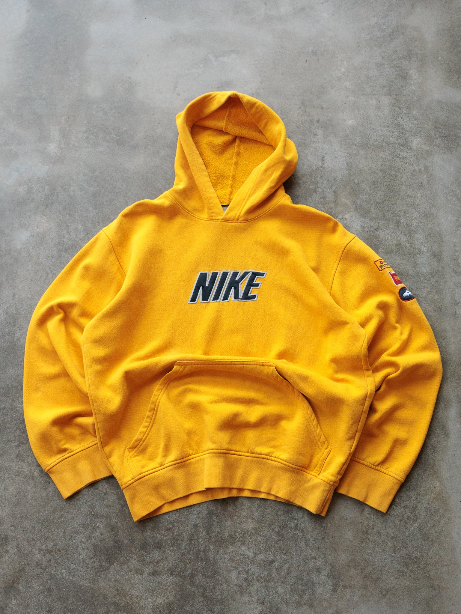 Vintage Yellow Nike Hoodie (M)