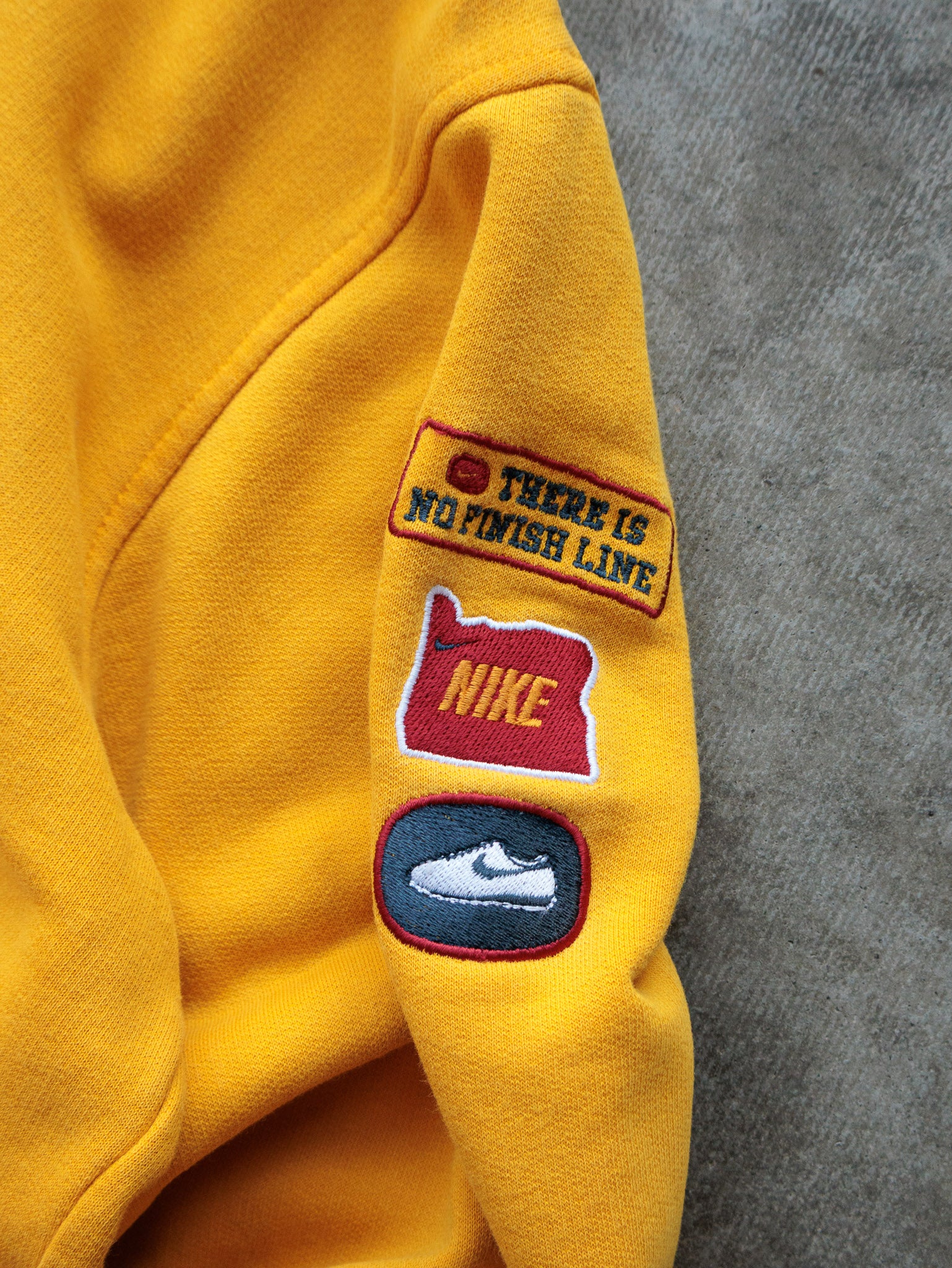 Vintage Yellow Nike Hoodie (M)