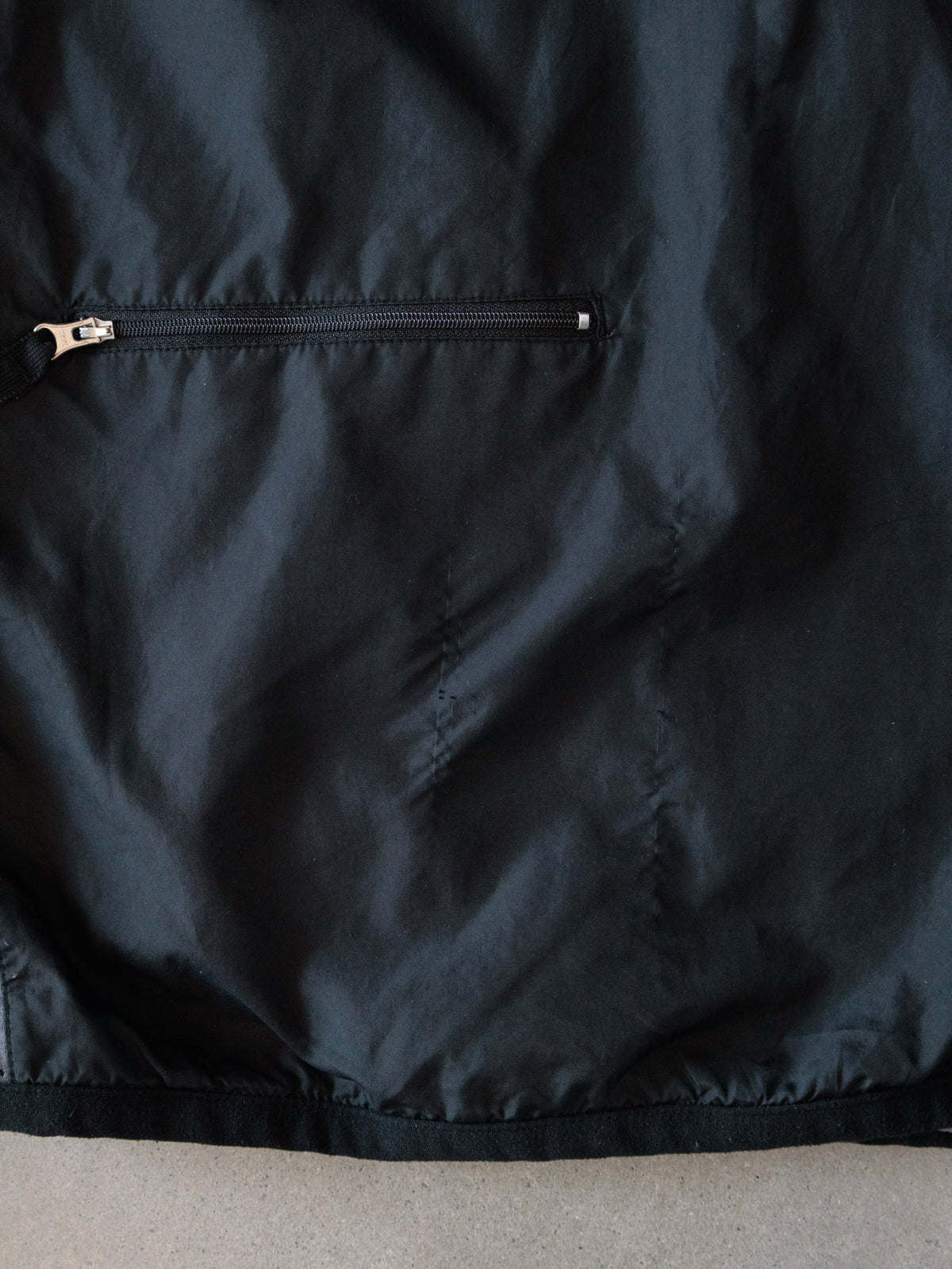 Vintage 00s Black Nike Windbreaker (L)