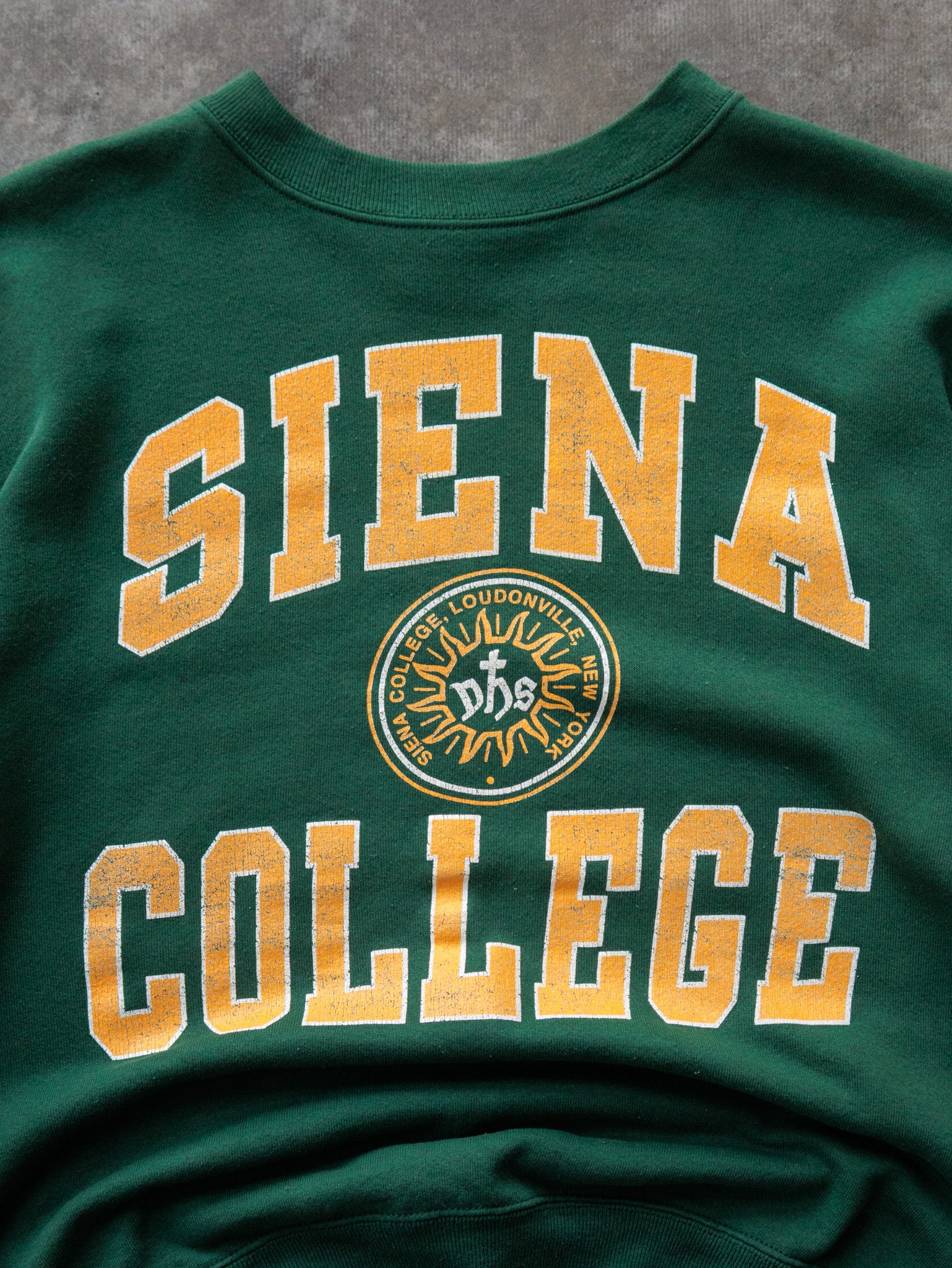 Vintage 90s Green Siena College Sweatshirt (L)