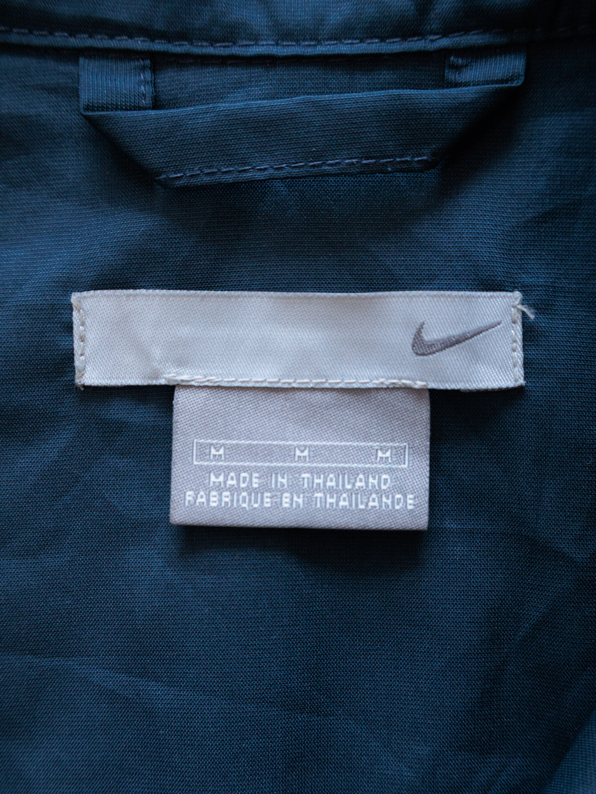 Vintage 00s Navy Nike Windbreaker (M)