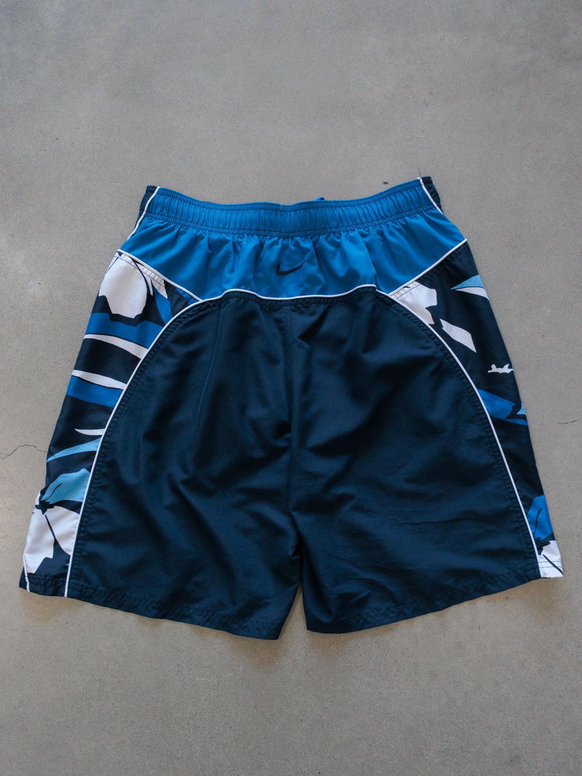 Vintage 00s Navy Nike Swim Shorts (M)