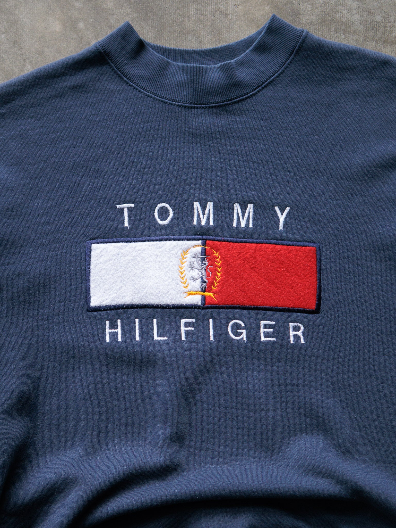 Vintage 90s Navy Tommy Hilfiger Sweatshirt (-)