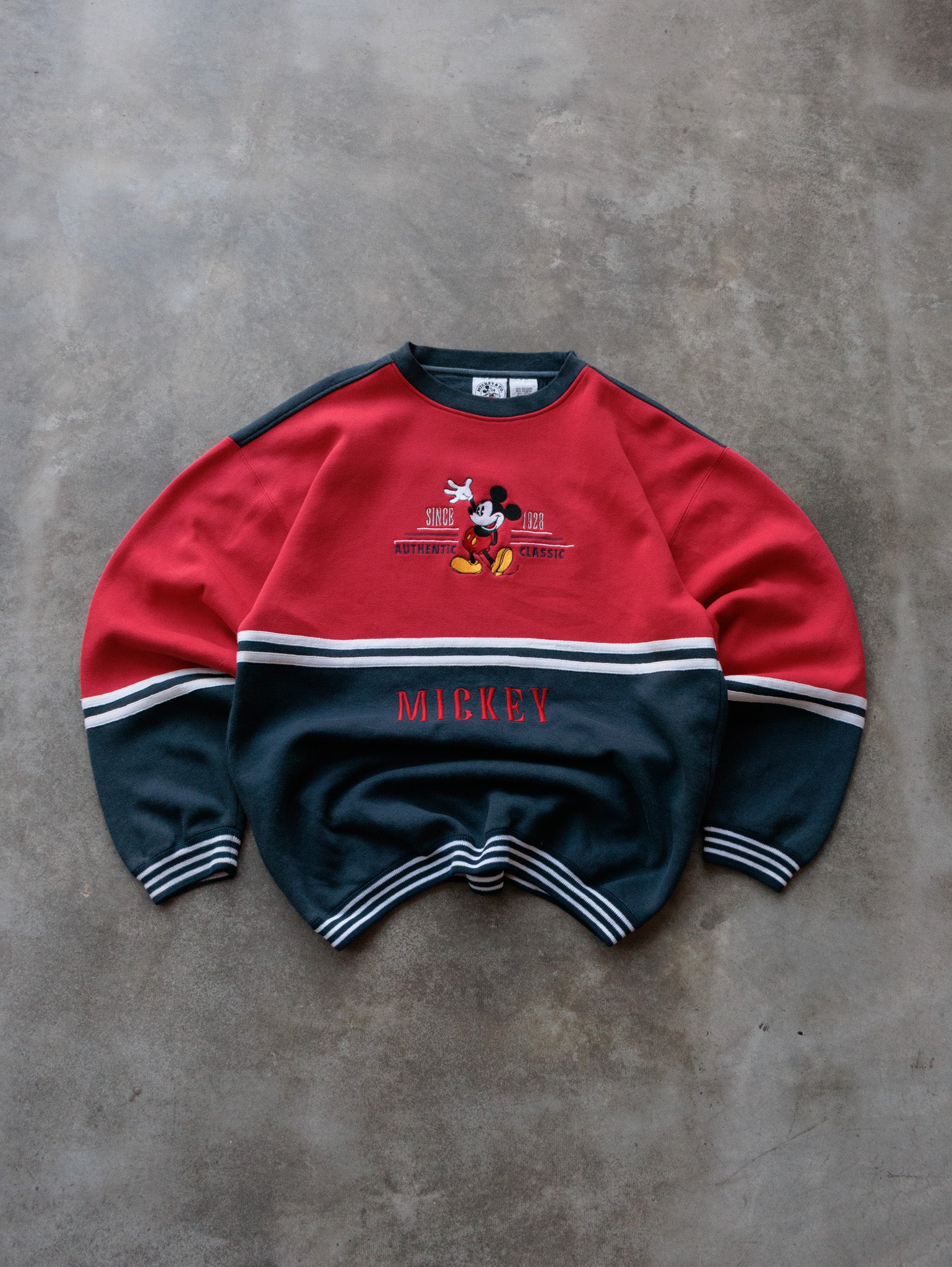 Vintage 90s Red Disney Mickey Mouse Colourblock Sweatshirt (XL)