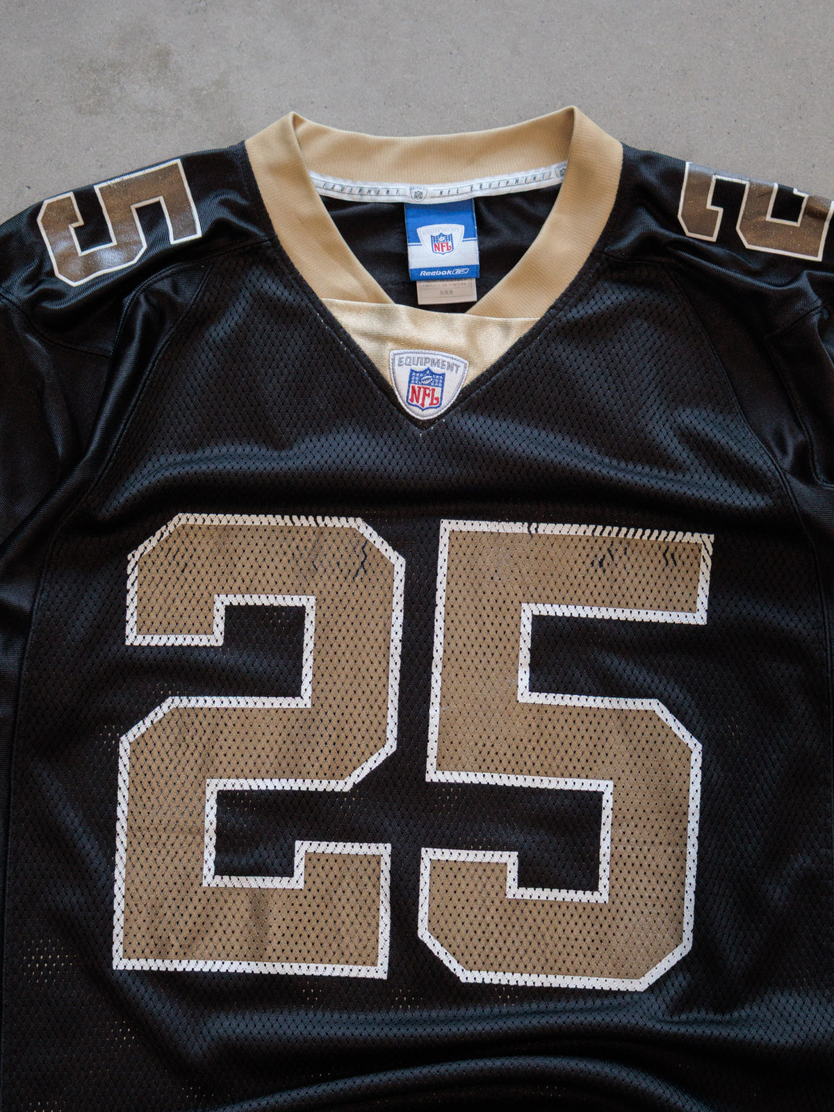 Vintage 00s Black Reebok New Orleans Saints Bush Jersey (M)