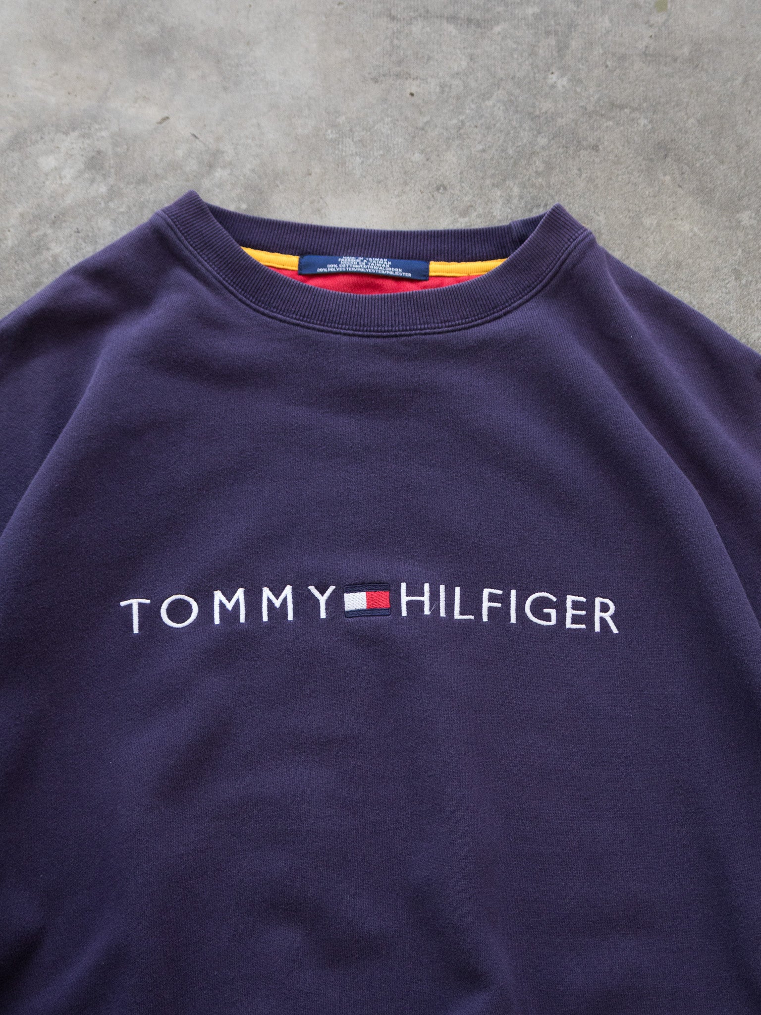 Vintage Navy Tommy Hilfiger Sweatshirt (L)