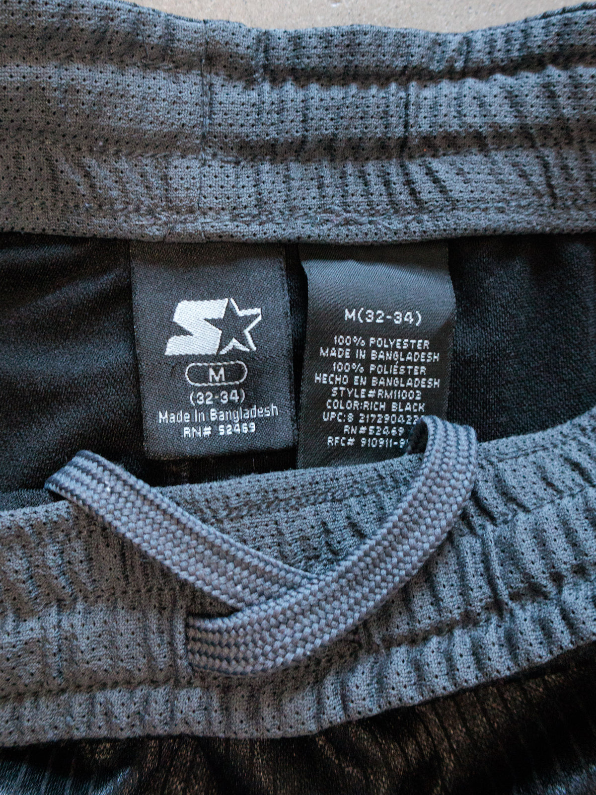 Vintage 00s Black Starter Shorts (M)