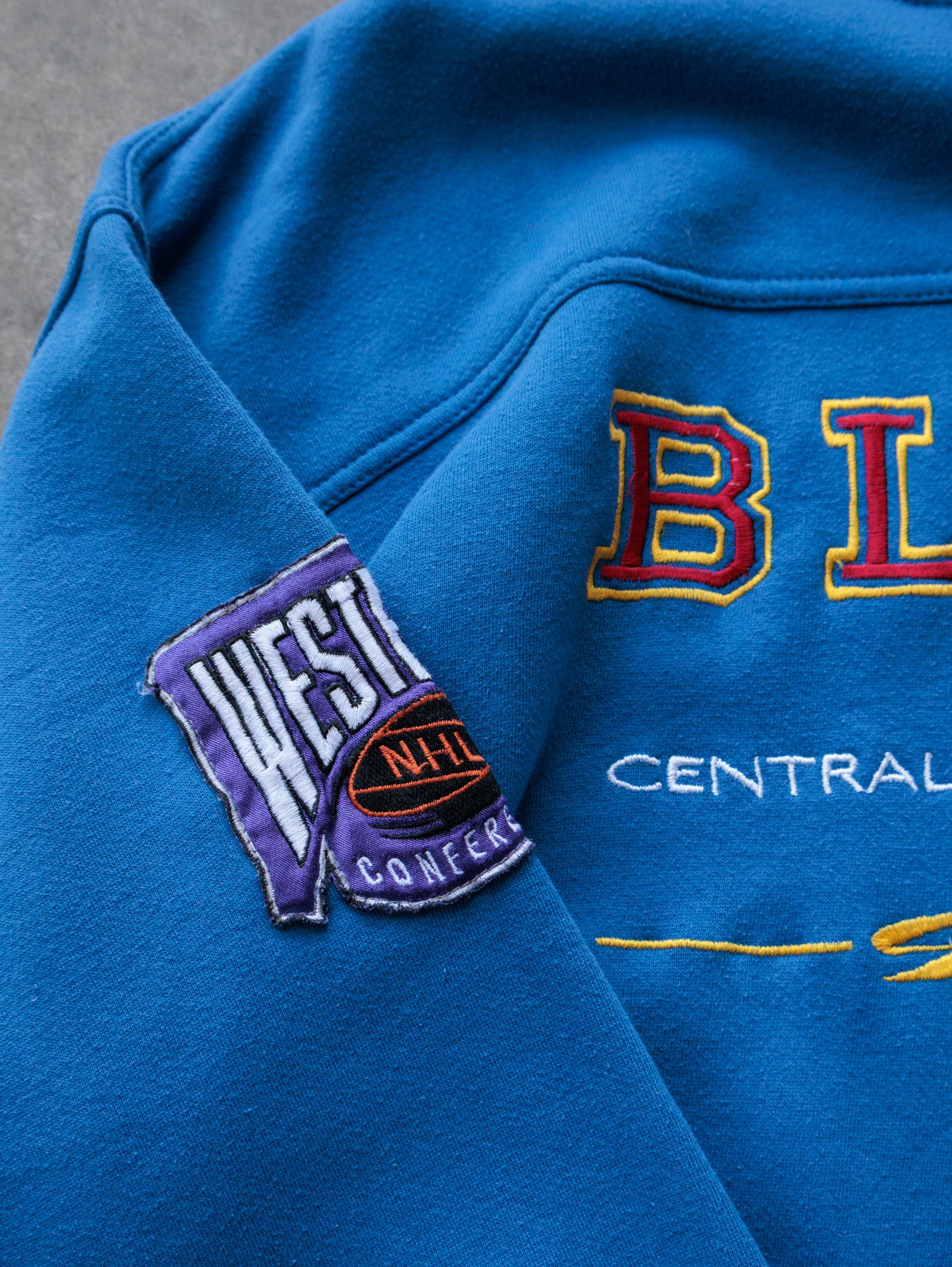 Vintage 90s Blue St. Louis Blues NHL Sweatshirt (-)