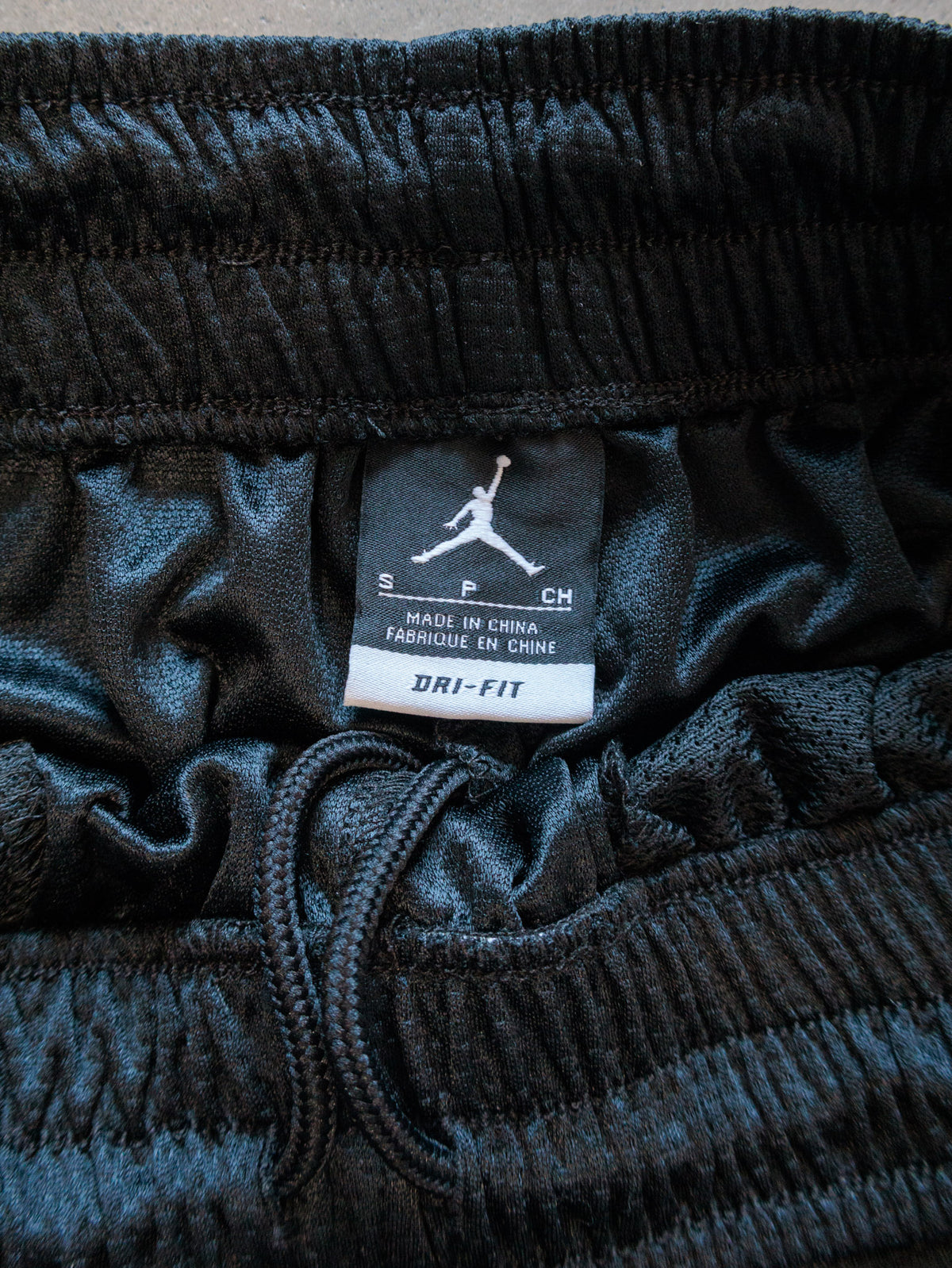 Vintage 00s Black Jordan Basketball Shorts (S)