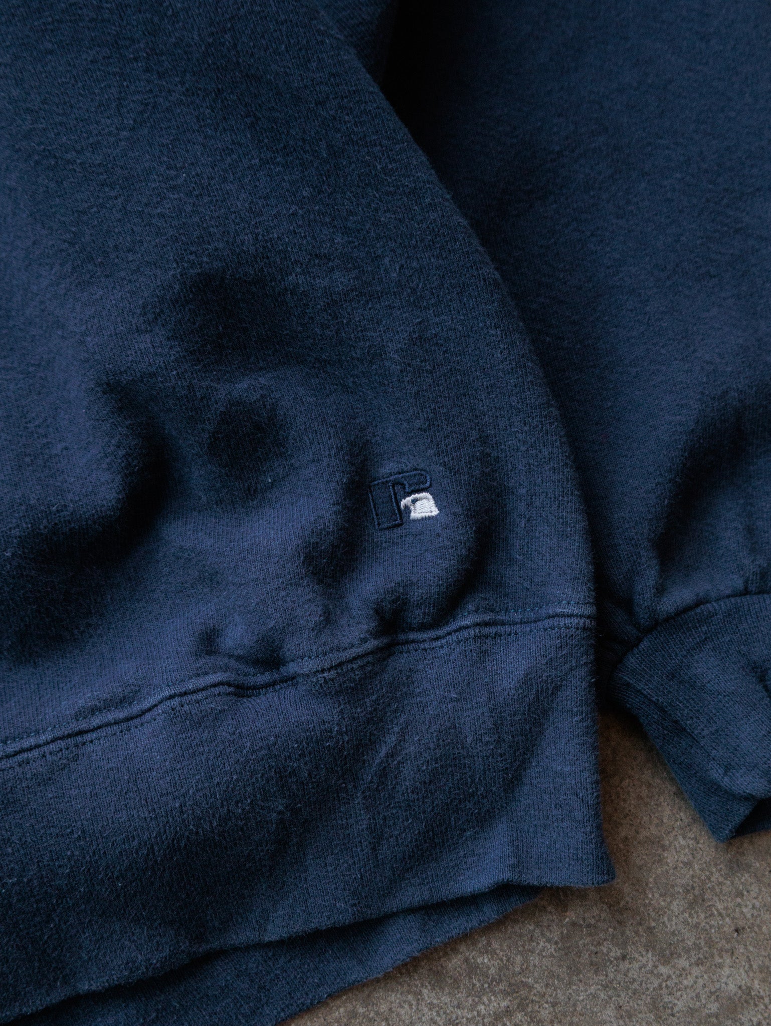 Vintage 90s Navy Russell Athletic UOP Tiger Territory Sweatshirt (L)
