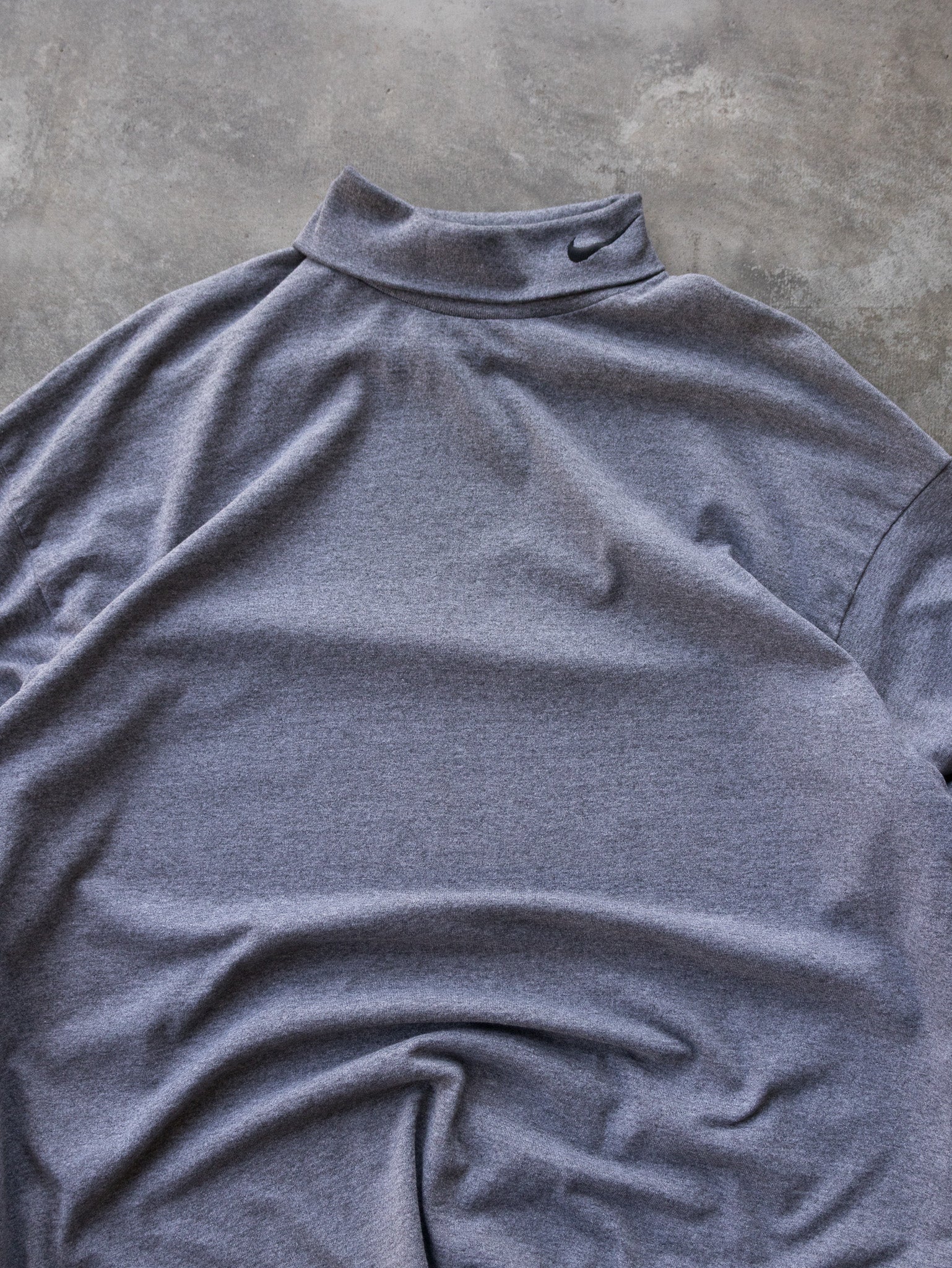 Vintage Grey Nike Turtleneck Long Sleeve (2XL)