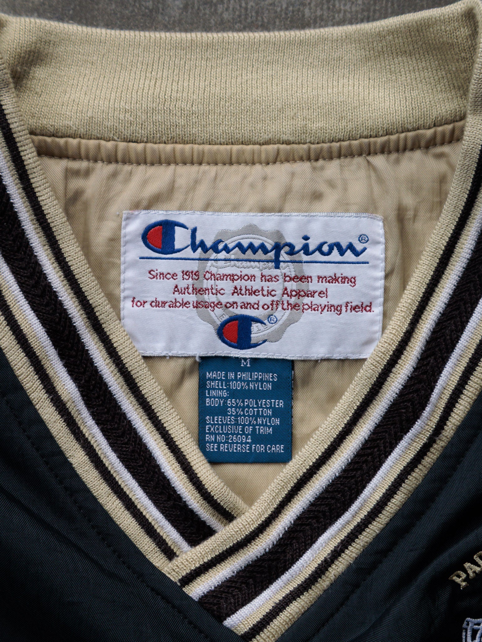 Vintage 90s Black Pacific Lutheran University Jacket (M)
