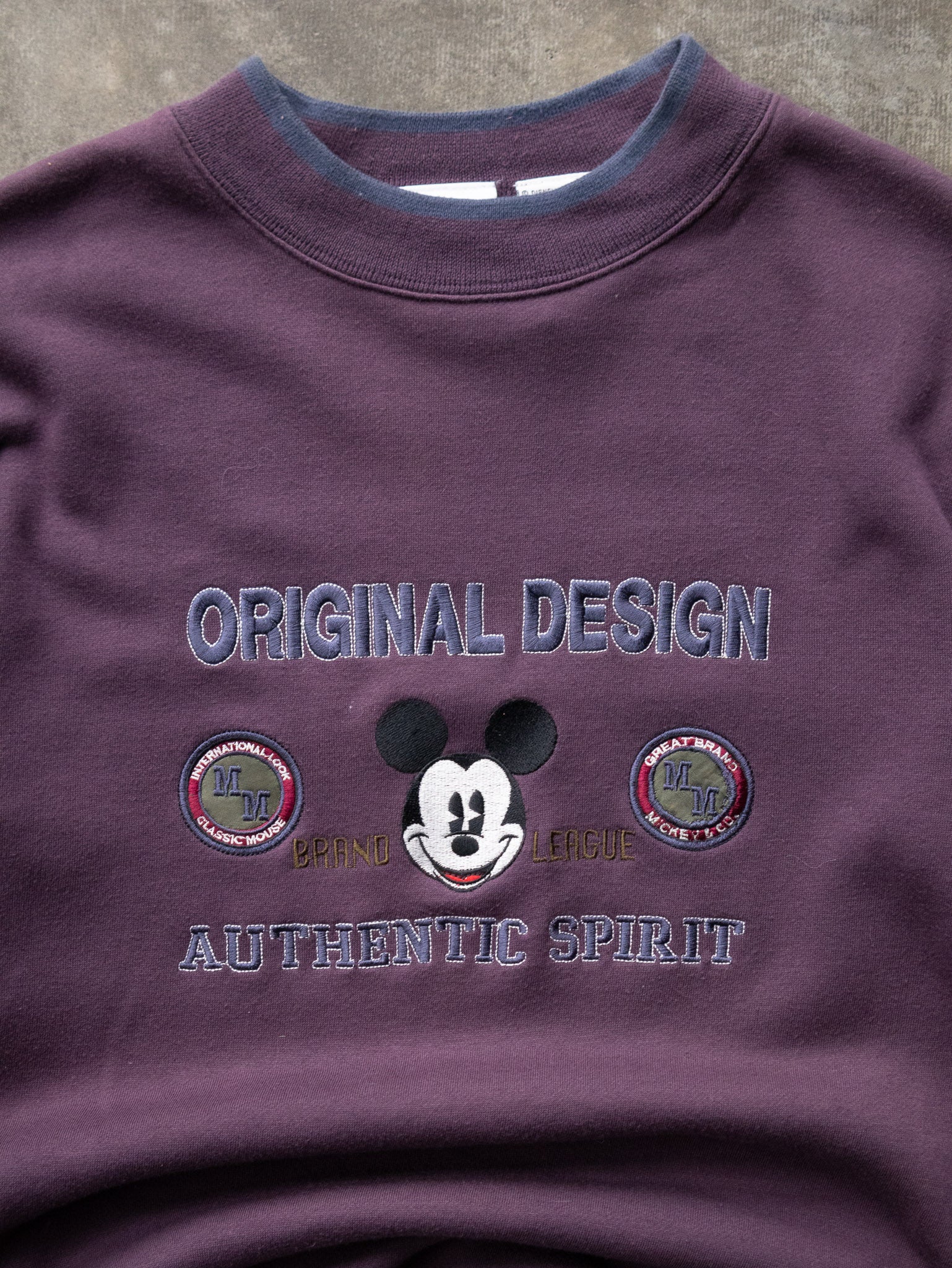 Vintage 90s Purple Disney Mickey Mouse Sweatshirt (M)